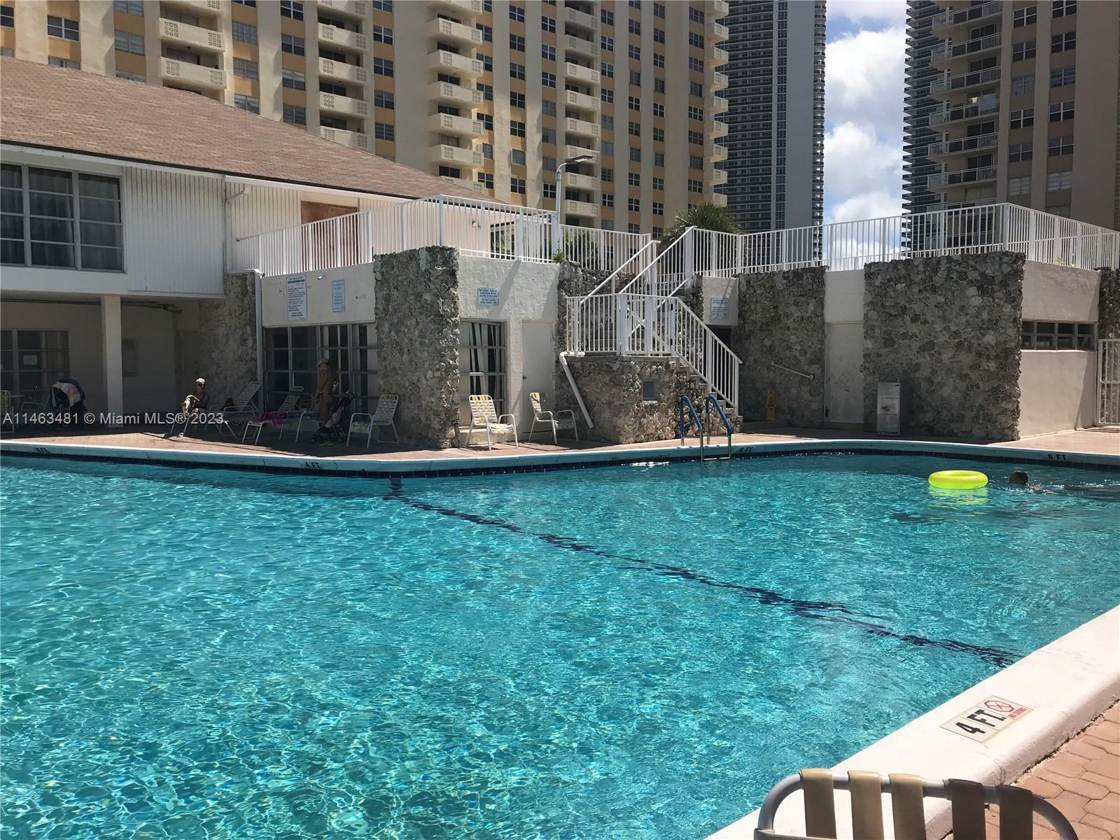 1833 Ocean Dr, Hallandale Beach, FL, 33009 United States, 2 Bedrooms Bedrooms, ,2 BathroomsBathrooms,Residential,For Sale,Ocean Dr,A11463481