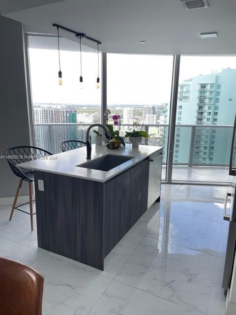 488 18th St, Miami, FL, 33132 United States, 2 Bedrooms Bedrooms, ,2 BathroomsBathrooms,Residential,For Sale,18th St,A11463522