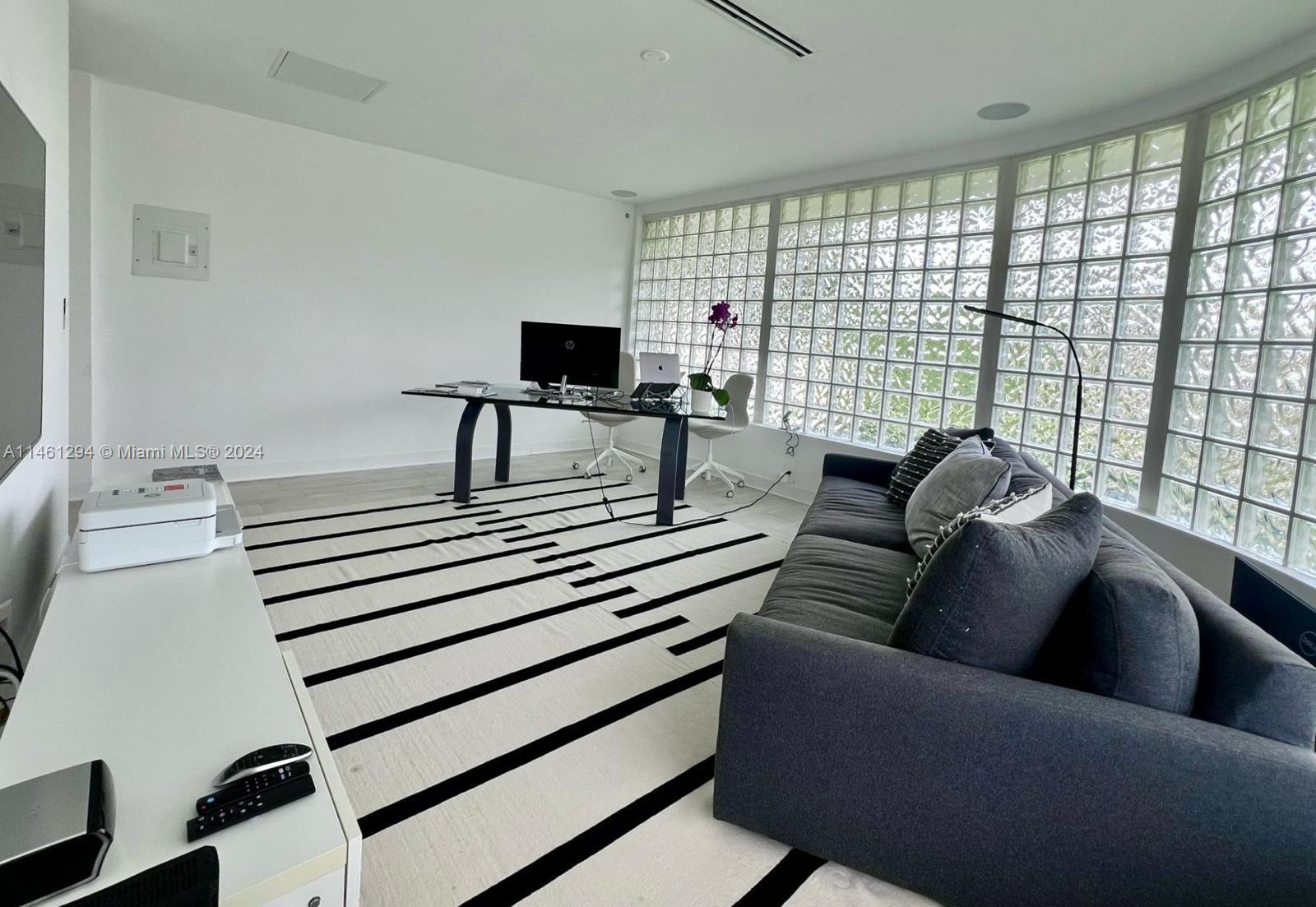 3350 FLAMINGO DR, Miami Beach, Florida 33140, 4 Bedrooms Bedrooms, ,3 BathroomsBathrooms,Residentiallease,For Rent,3350 FLAMINGO DR,A11461294