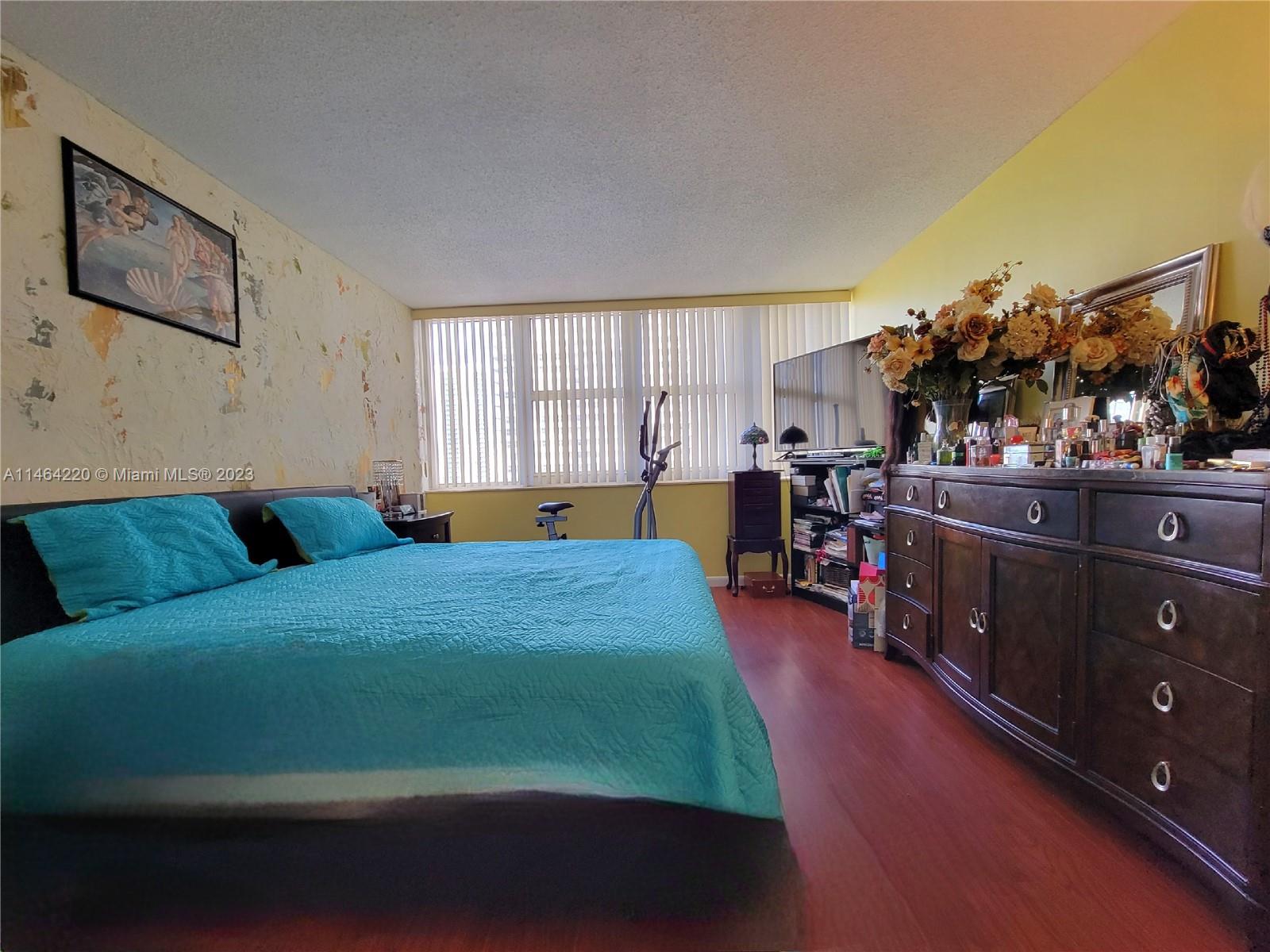 2030 Ocean Dr, Hallandale Beach, FL, 33009 United States, 2 Bedrooms Bedrooms, ,2 BathroomsBathrooms,Residential,For Sale,Ocean Dr,A11464220