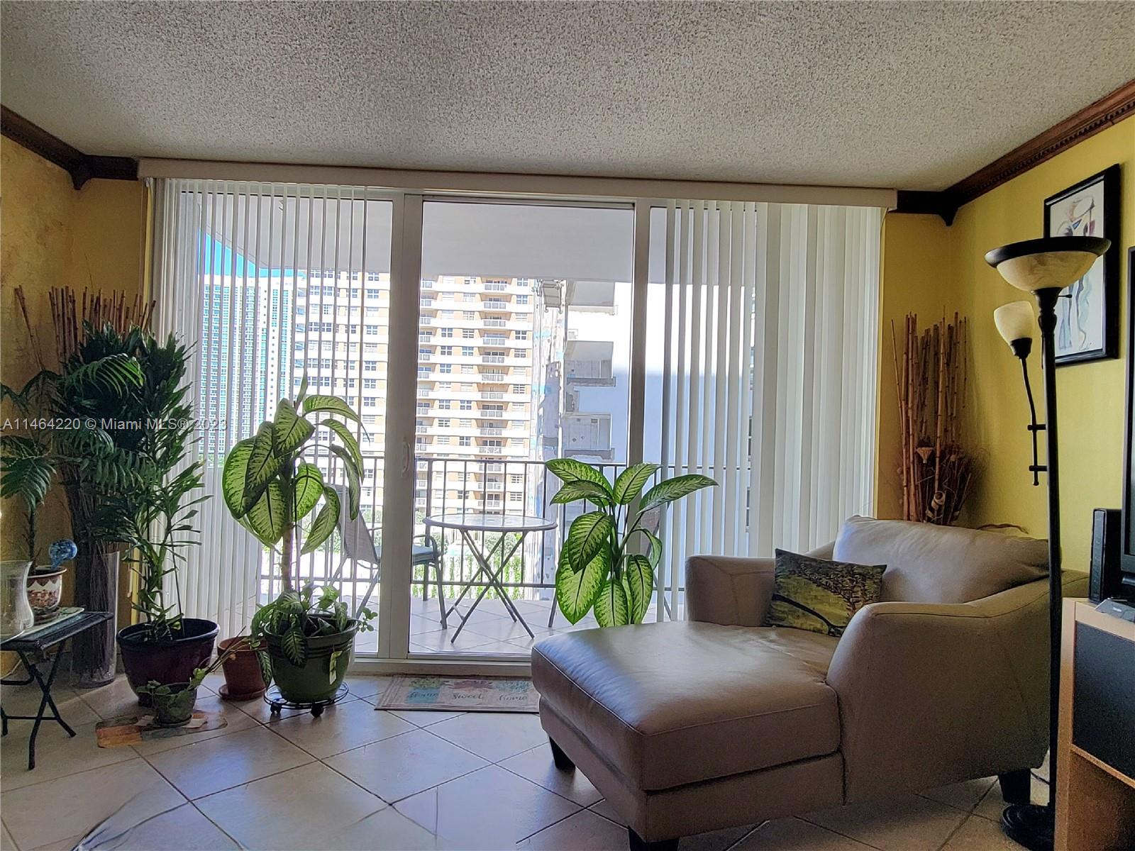 2030 Ocean Dr, Hallandale Beach, FL, 33009 United States, 2 Bedrooms Bedrooms, ,2 BathroomsBathrooms,Residential,For Sale,Ocean Dr,A11464220