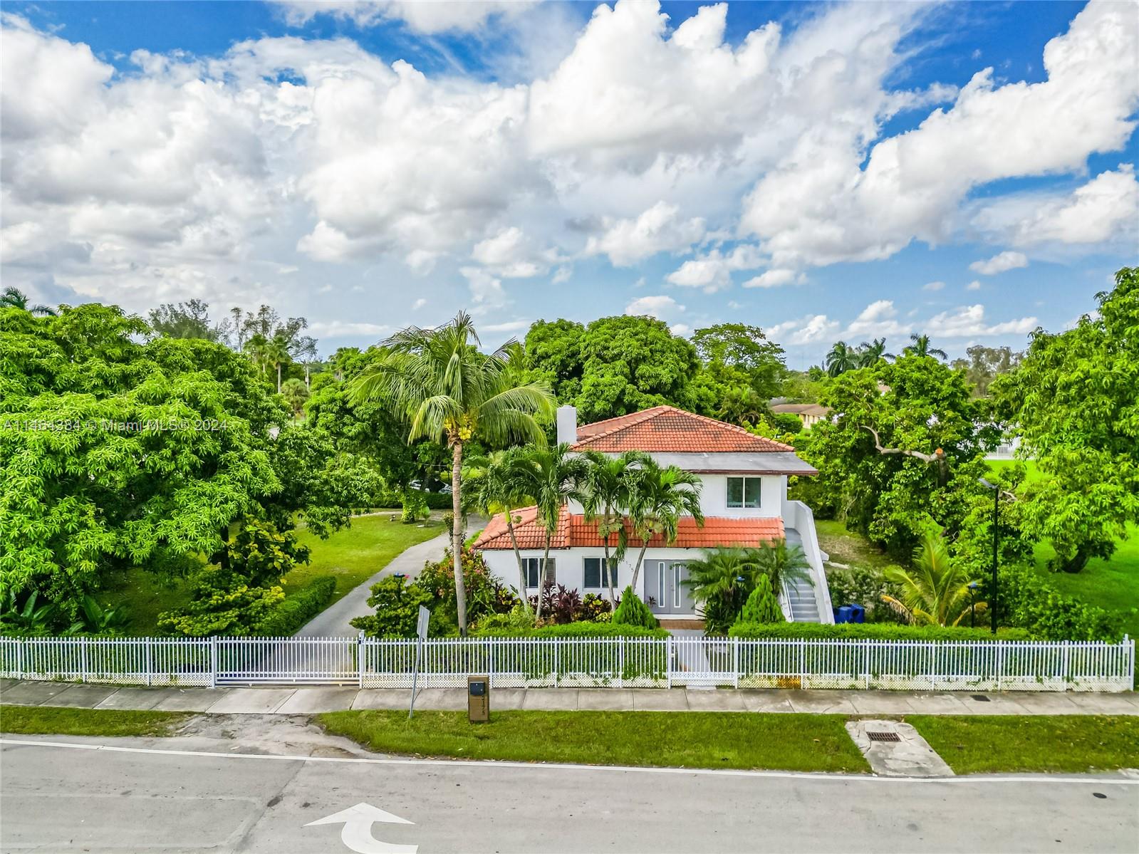 2175 111th St, Miami, FL, 33167 United States, 5 Bedrooms Bedrooms, ,4 BathroomsBathrooms,Residential,For Sale,111th St,A11464384