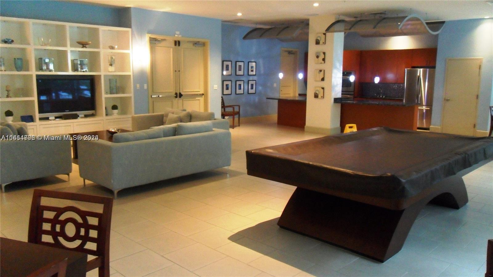 Club room w/pool table & kitchen facilities.