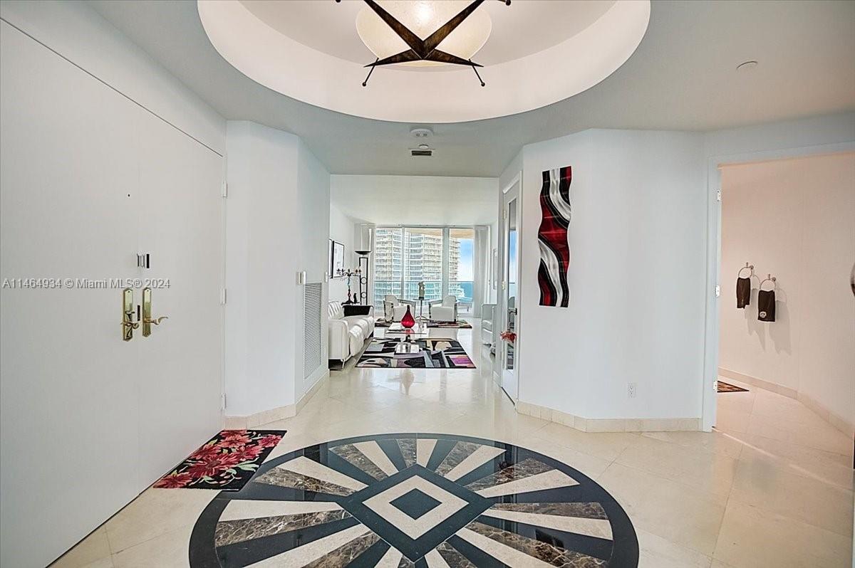 300 Pointe Dr, Miami Beach, FL, 33139 United States, 2 Bedrooms Bedrooms, ,2 BathroomsBathrooms,Residential,For Sale,Pointe Dr,A11464934