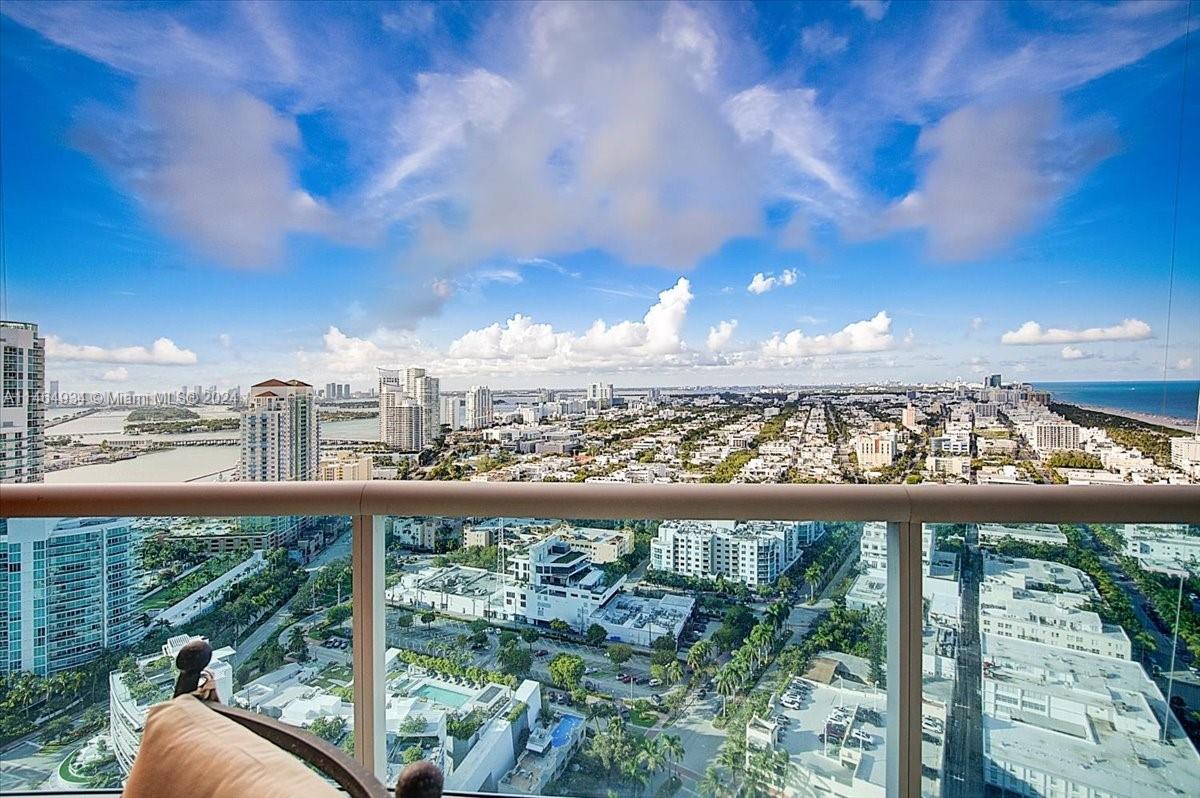 300 Pointe Dr, Miami Beach, FL, 33139 United States, 2 Bedrooms Bedrooms, ,2 BathroomsBathrooms,Residential,For Sale,Pointe Dr,A11464934