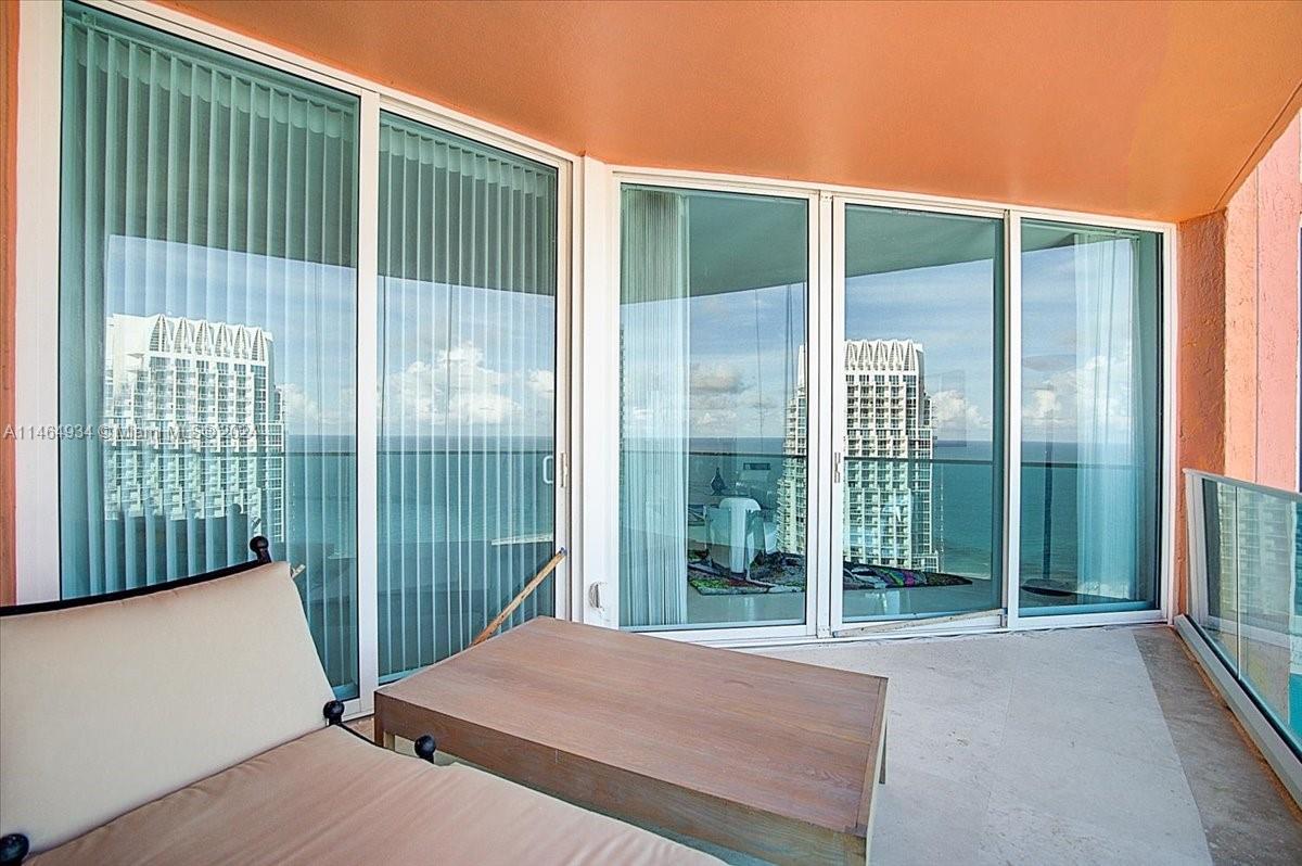 300 Pointe Dr, Miami Beach, FL, 33139 United States, 2 Bedrooms Bedrooms, ,2 BathroomsBathrooms,Residential,For Sale,Pointe Dr,A11464934