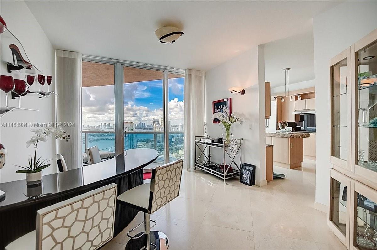 300 Pointe Dr, Miami Beach, FL, 33139 United States, 2 Bedrooms Bedrooms, ,2 BathroomsBathrooms,Residential,For Sale,Pointe Dr,A11464934