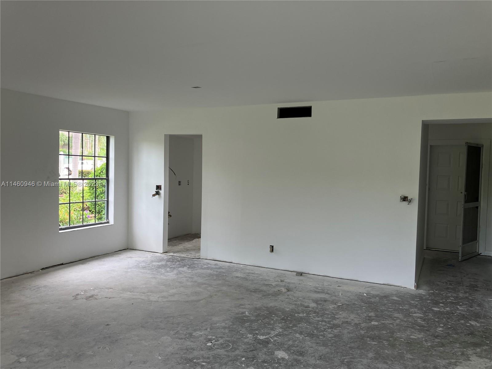 Extra window , nice and bright condo. Solid wall can be taken down to have a wide open concept into living area.