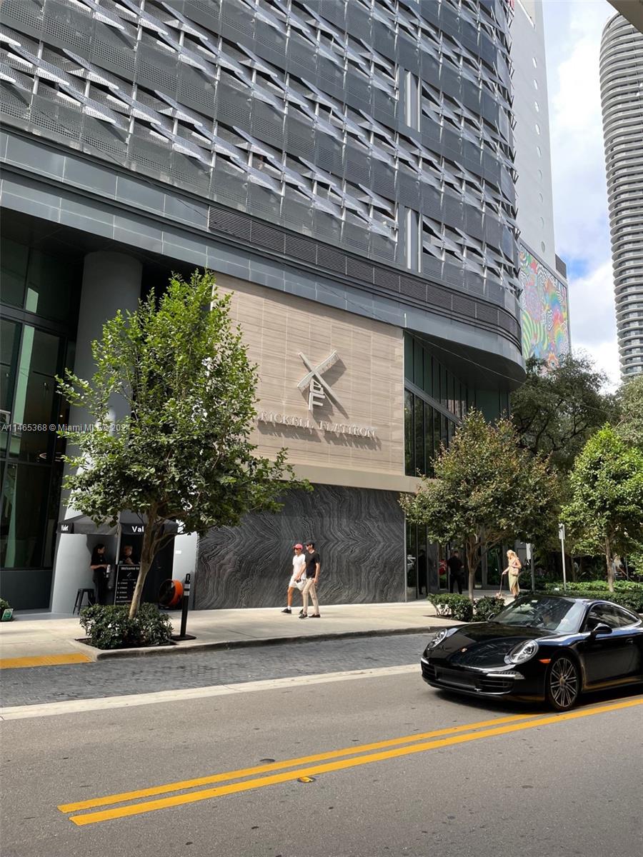 1000 Brickell Plz, Miami, FL, 33131 United States, 2 Bedrooms Bedrooms, ,2 BathroomsBathrooms,Residential,For Sale,Brickell Plz,A11465368