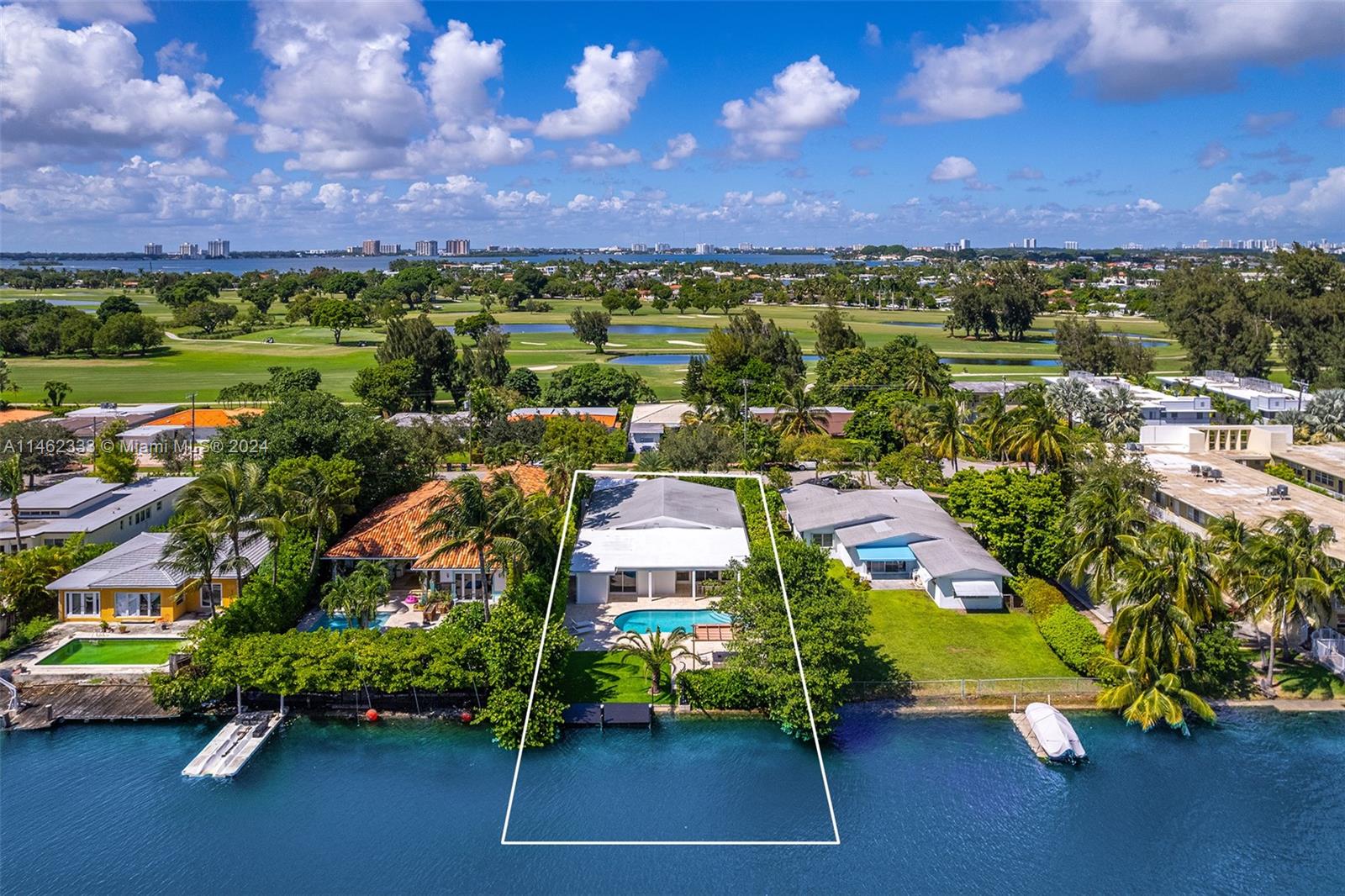 410 Shore Dr, Miami Beach, FL, 33141 United States, 4 Bedrooms Bedrooms, ,3 BathroomsBathrooms,Residential,For Sale,Shore Dr,A11462333