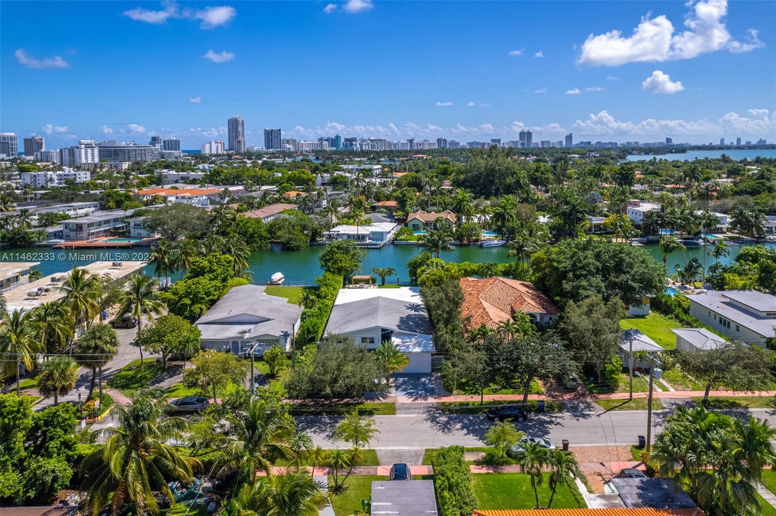 410 Shore Dr, Miami Beach, FL, 33141 United States, 4 Bedrooms Bedrooms, ,3 BathroomsBathrooms,Residential,For Sale,Shore Dr,A11462333