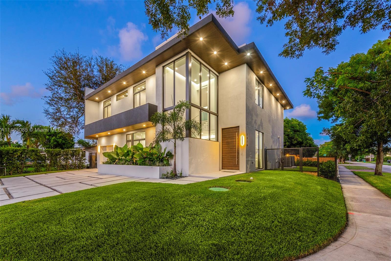 1875 193rd St, Miami, FL, 33179 United States, 5 Bedrooms Bedrooms, ,4 BathroomsBathrooms,Residential,For Sale,193rd St,A11465085