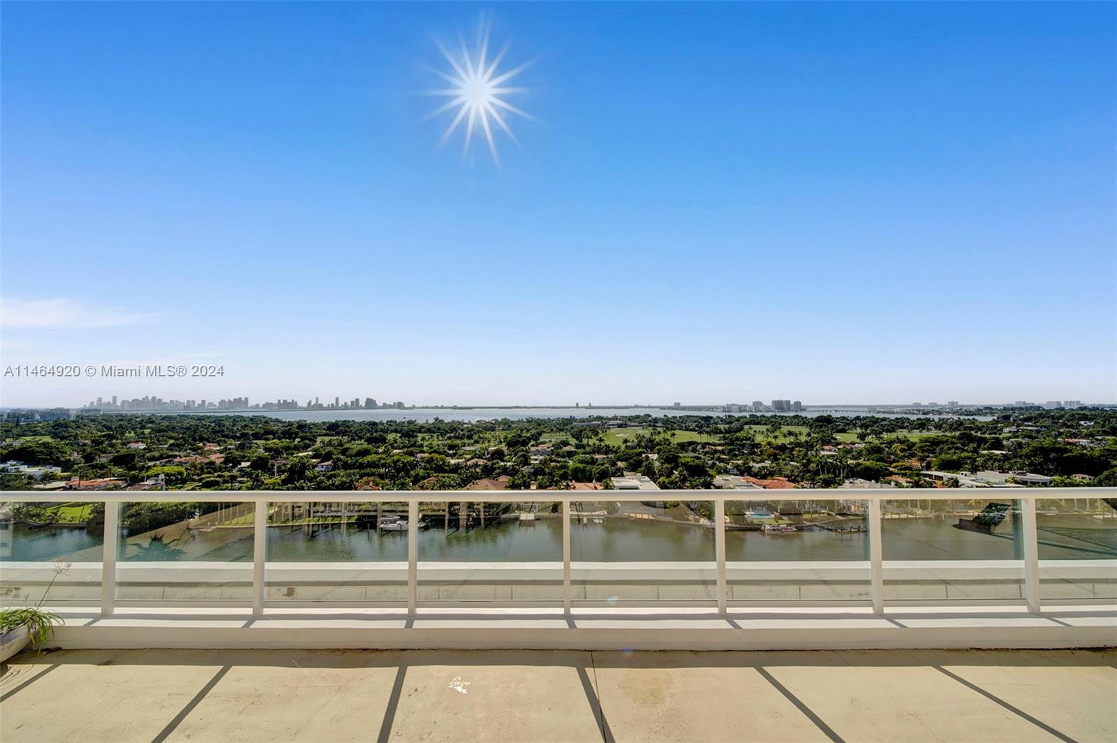 5600 Collins Ave, Miami Beach, FL, 33140 United States, 4 Bedrooms Bedrooms, ,4 BathroomsBathrooms,Residential,For Sale,Collins Ave,A11464920