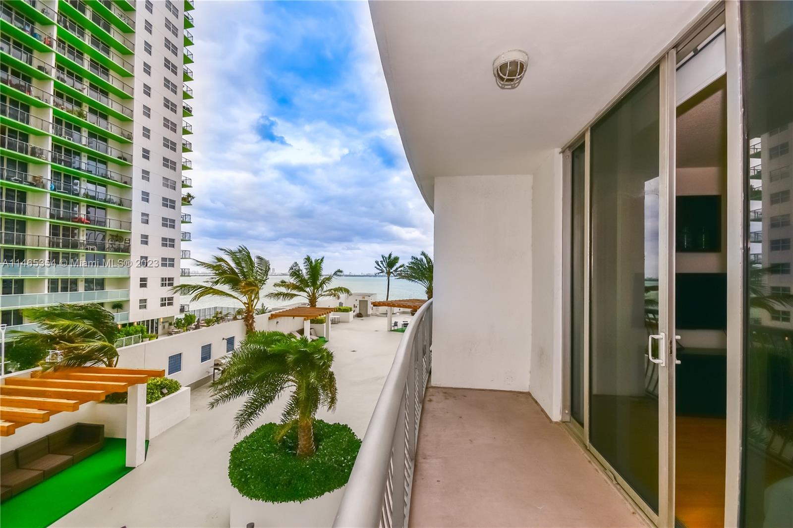 1750 N Bayshore Dr 1211, Miami, Florida 33132, ,1 BathroomBathrooms,Residentiallease,For Rent,1750 N Bayshore Dr 1211,A11465354