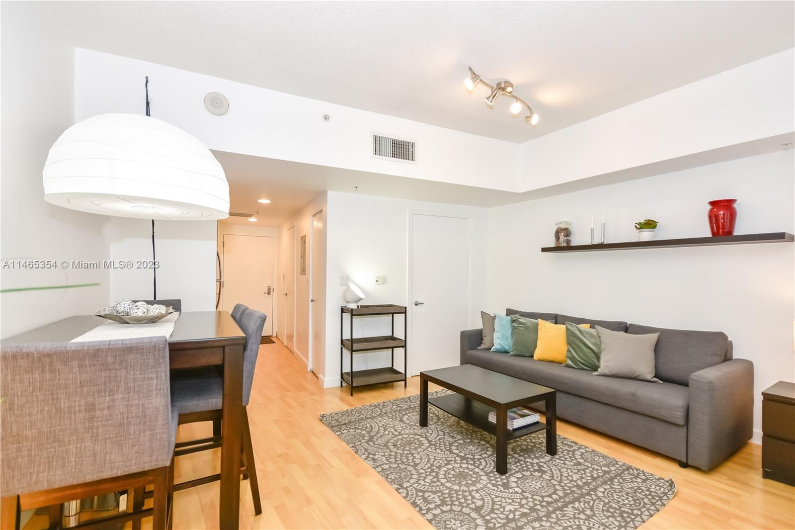 1750 N Bayshore Dr 1211, Miami, Florida 33132, ,1 BathroomBathrooms,Residentiallease,For Rent,1750 N Bayshore Dr 1211,A11465354