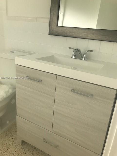 82 NW 27th St 2, Miami, Florida 33127, 2 Bedrooms Bedrooms, ,1 BathroomBathrooms,Residentiallease,For Rent,82 NW 27th St 2,A11466340
