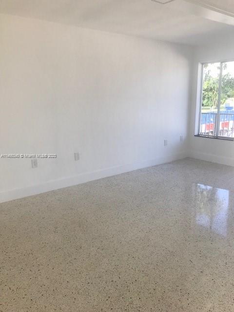 82 NW 27th St 2, Miami, Florida 33127, 2 Bedrooms Bedrooms, ,1 BathroomBathrooms,Residentiallease,For Rent,82 NW 27th St 2,A11466340