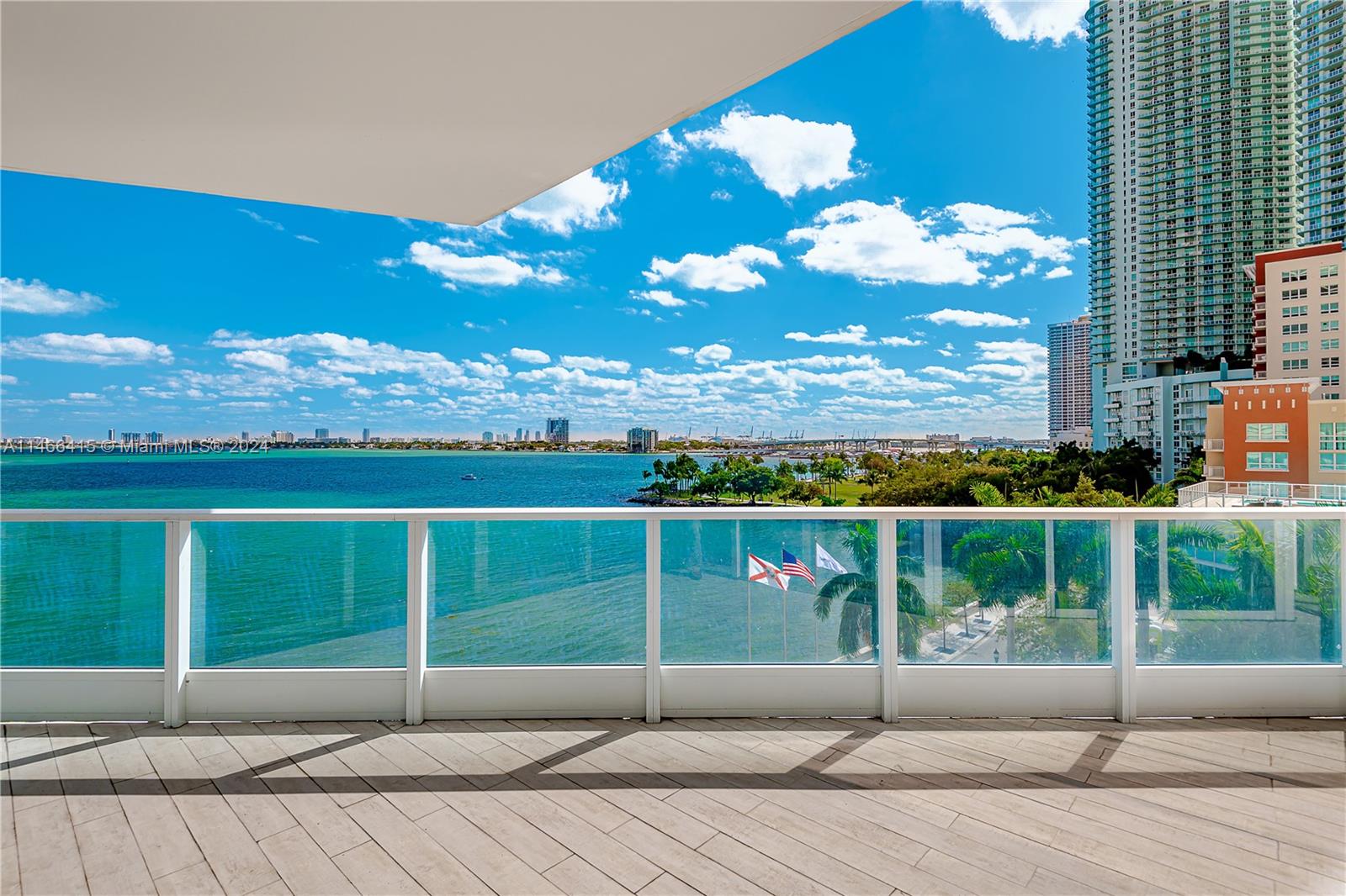 2020 N Bayshore Dr 602, Miami, Florida 33137, 3 Bedrooms Bedrooms, ,3 BathroomsBathrooms,Residentiallease,For Rent,2020 N Bayshore Dr 602,A11466415