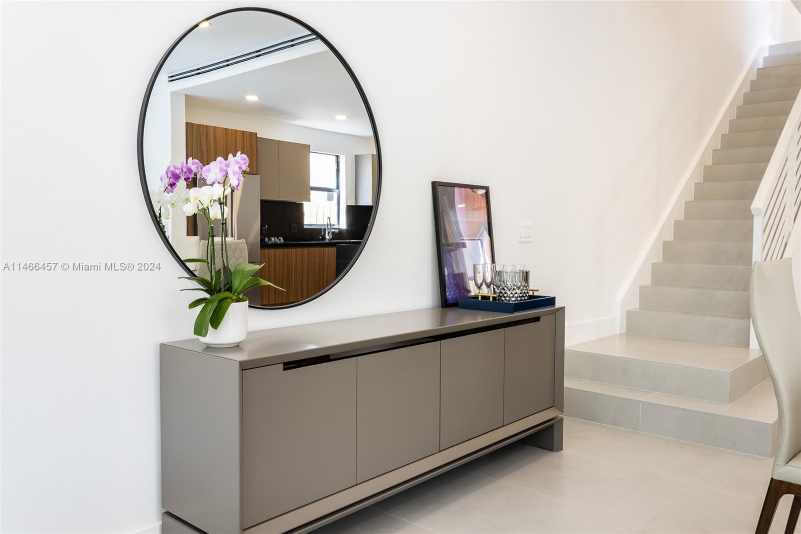 907 16th Ave, Fort Lauderdale, FL, 33304 United States, 4 Bedrooms Bedrooms, ,3 BathroomsBathrooms,Residential,For Sale,16th Ave,A11466457