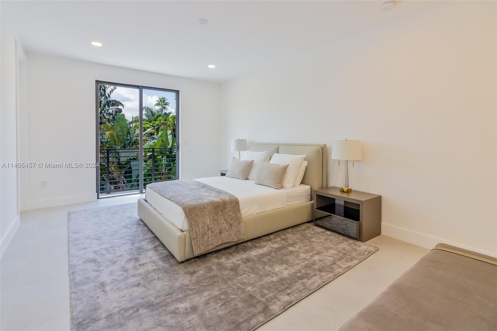 907 16th Ave, Fort Lauderdale, FL, 33304 United States, 4 Bedrooms Bedrooms, ,3 BathroomsBathrooms,Residential,For Sale,16th Ave,A11466457