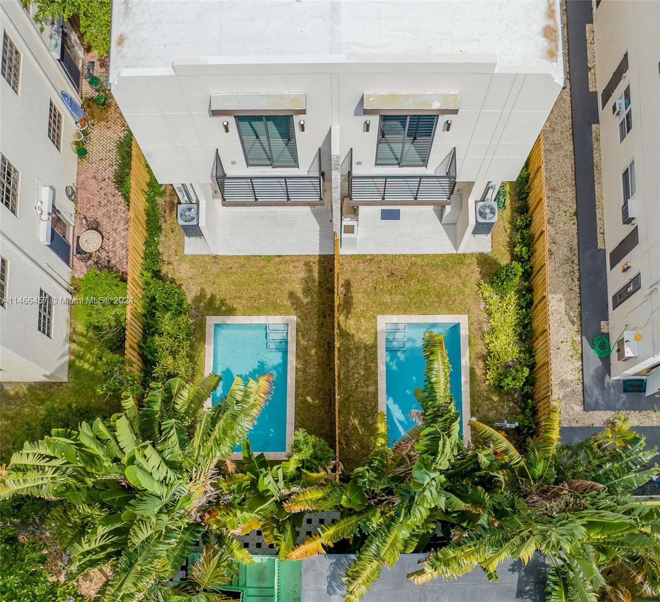 907 16th Ave, Fort Lauderdale, FL, 33304 United States, 4 Bedrooms Bedrooms, ,3 BathroomsBathrooms,Residential,For Sale,16th Ave,A11466457