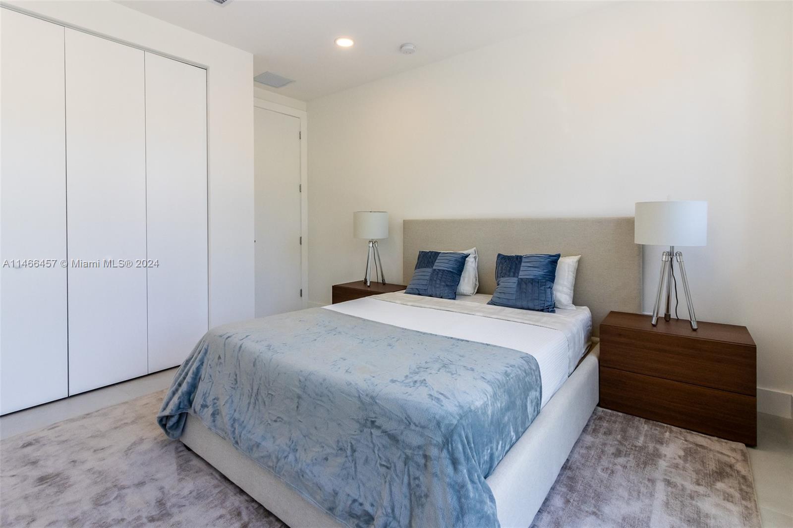 907 16th Ave, Fort Lauderdale, FL, 33304 United States, 4 Bedrooms Bedrooms, ,3 BathroomsBathrooms,Residential,For Sale,16th Ave,A11466457