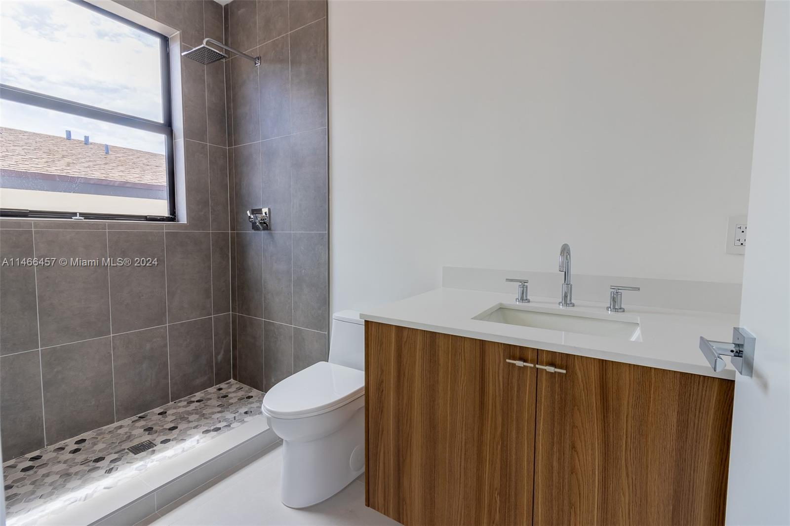 907 16th Ave, Fort Lauderdale, FL, 33304 United States, 4 Bedrooms Bedrooms, ,3 BathroomsBathrooms,Residential,For Sale,16th Ave,A11466457