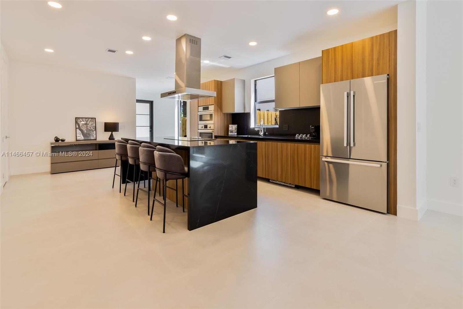 907 16th Ave, Fort Lauderdale, FL, 33304 United States, 4 Bedrooms Bedrooms, ,3 BathroomsBathrooms,Residential,For Sale,16th Ave,A11466457