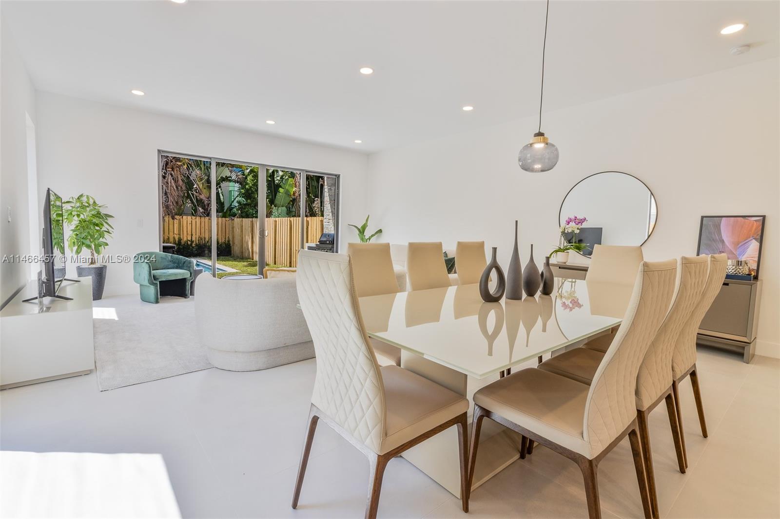 907 16th Ave, Fort Lauderdale, FL, 33304 United States, 4 Bedrooms Bedrooms, ,3 BathroomsBathrooms,Residential,For Sale,16th Ave,A11466457