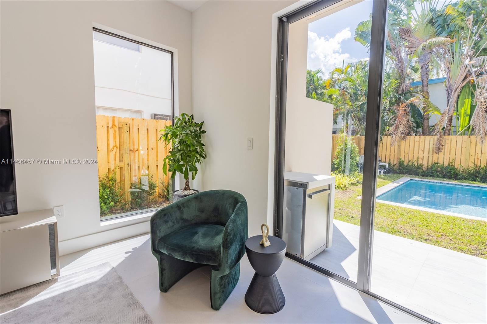 907 16th Ave, Fort Lauderdale, FL, 33304 United States, 4 Bedrooms Bedrooms, ,3 BathroomsBathrooms,Residential,For Sale,16th Ave,A11466457