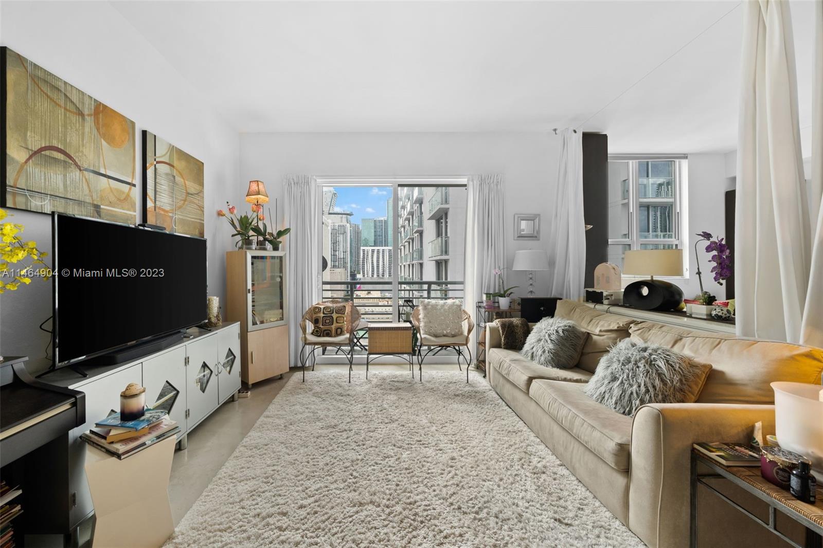 234 NE 3rd St 1908, Miami, Florida 33132, 1 Bedroom Bedrooms, ,1 BathroomBathrooms,Residential,For Sale,234 NE 3rd St 1908,A11464904