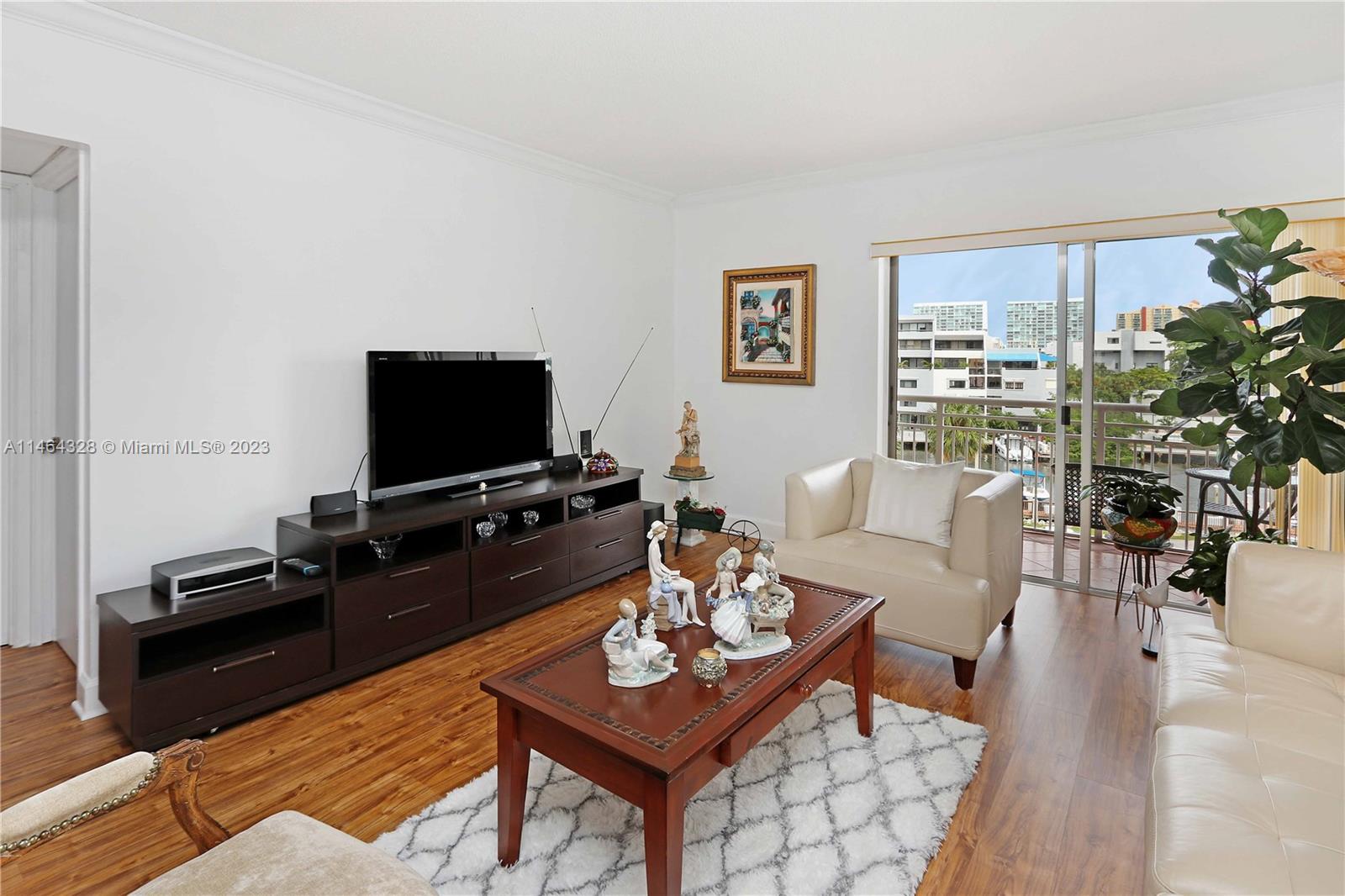 400 Kings Point Dr, Sunny Isles Beach, FL, 33160 United States, 1 Bedroom Bedrooms, ,1 BathroomBathrooms,Residential,For Sale,Kings Point Dr,A11464328