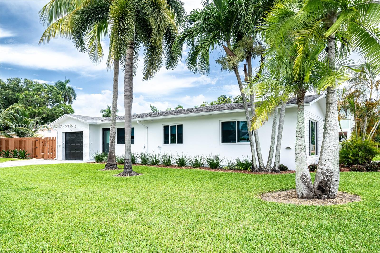 2809 SW 46th St, Dania Beach, Florida 33312, 4 Bedrooms Bedrooms, ,2 BathroomsBathrooms,Residentiallease,For Rent,2809 SW 46th St,A11467009