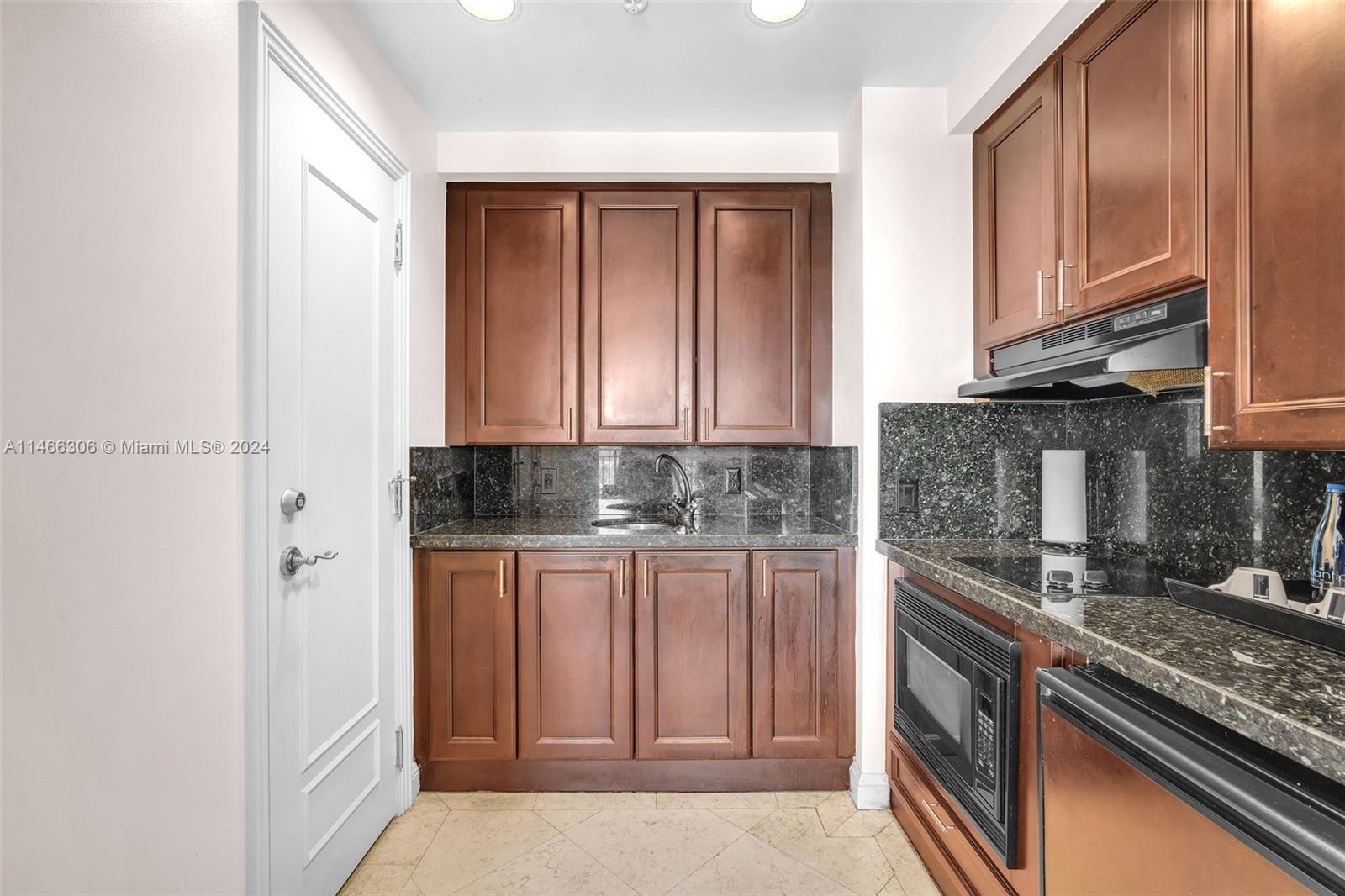 601 Ft Lauderdale Beach Blvd, Fort Lauderdale, FL, 33304 United States, 1 Bedroom Bedrooms, ,1 BathroomBathrooms,Residential,For Sale,Ft Lauderdale Beach Blvd,A11466306