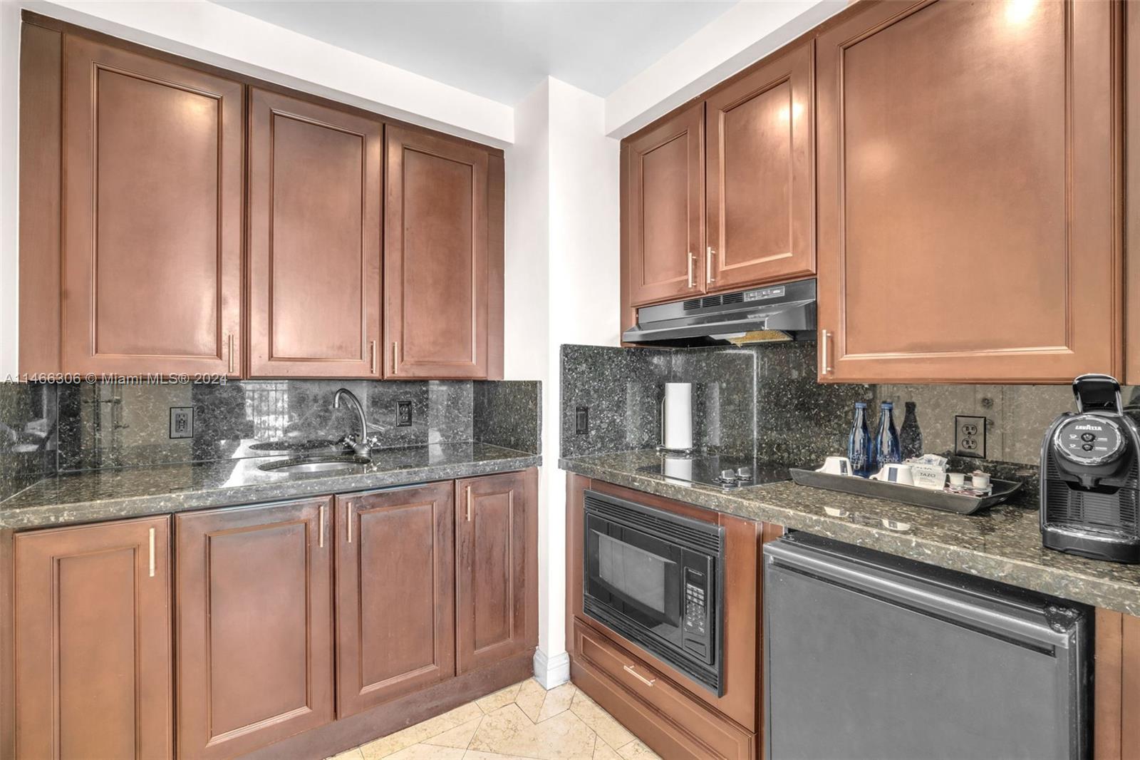 601 Ft Lauderdale Beach Blvd, Fort Lauderdale, FL, 33304 United States, 1 Bedroom Bedrooms, ,1 BathroomBathrooms,Residential,For Sale,Ft Lauderdale Beach Blvd,A11466306