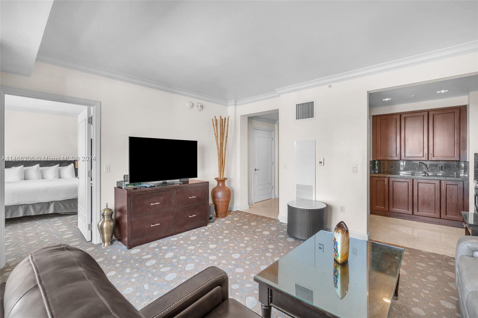 601 Ft Lauderdale Beach Blvd, Fort Lauderdale, FL, 33304 United States, 1 Bedroom Bedrooms, ,1 BathroomBathrooms,Residential,For Sale,Ft Lauderdale Beach Blvd,A11466306