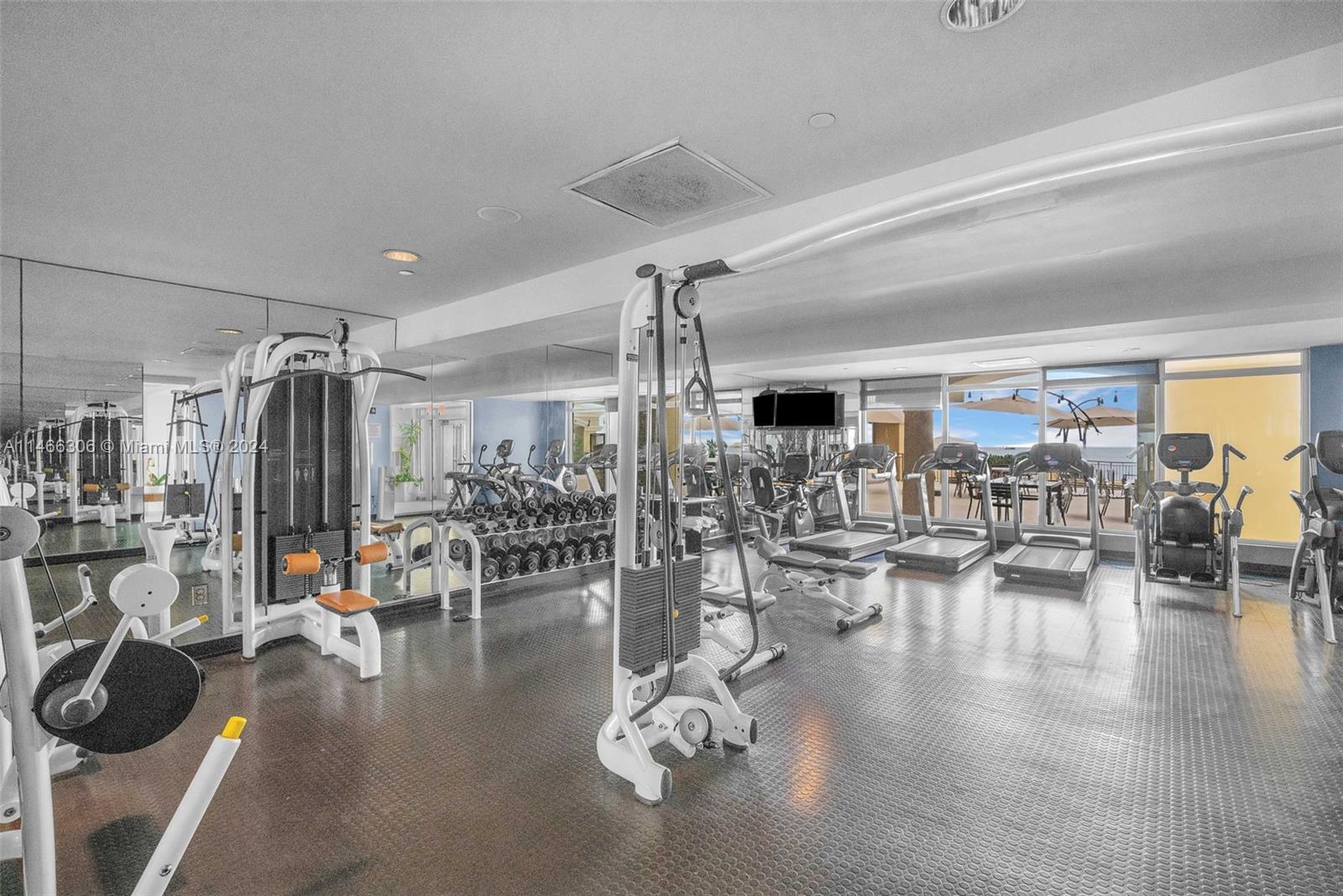 601 Ft Lauderdale Beach Blvd, Fort Lauderdale, FL, 33304 United States, 1 Bedroom Bedrooms, ,1 BathroomBathrooms,Residential,For Sale,Ft Lauderdale Beach Blvd,A11466306