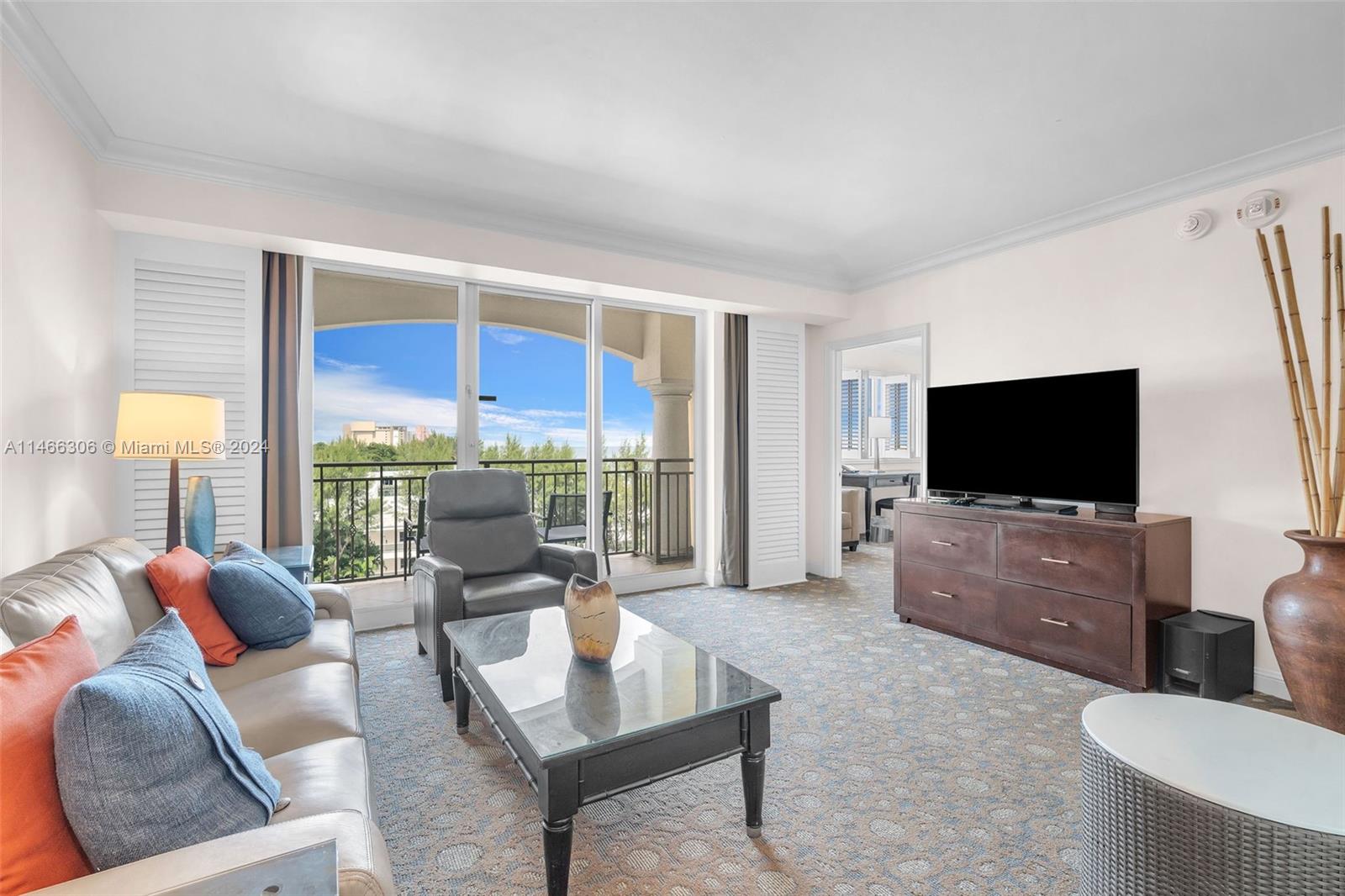 601 Ft Lauderdale Beach Blvd, Fort Lauderdale, FL, 33304 United States, 1 Bedroom Bedrooms, ,1 BathroomBathrooms,Residential,For Sale,Ft Lauderdale Beach Blvd,A11466306