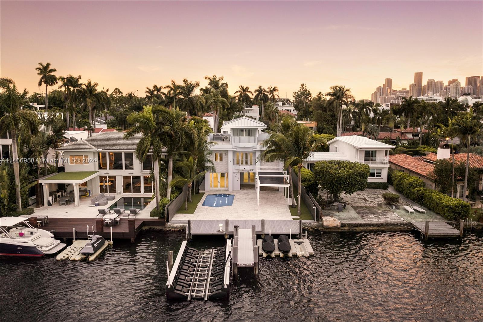 277 Coconut Ln, Miami Beach, FL, 33139 United States, 5 Bedrooms Bedrooms, ,5 BathroomsBathrooms,Residential,For Sale,Coconut Ln,A11466958