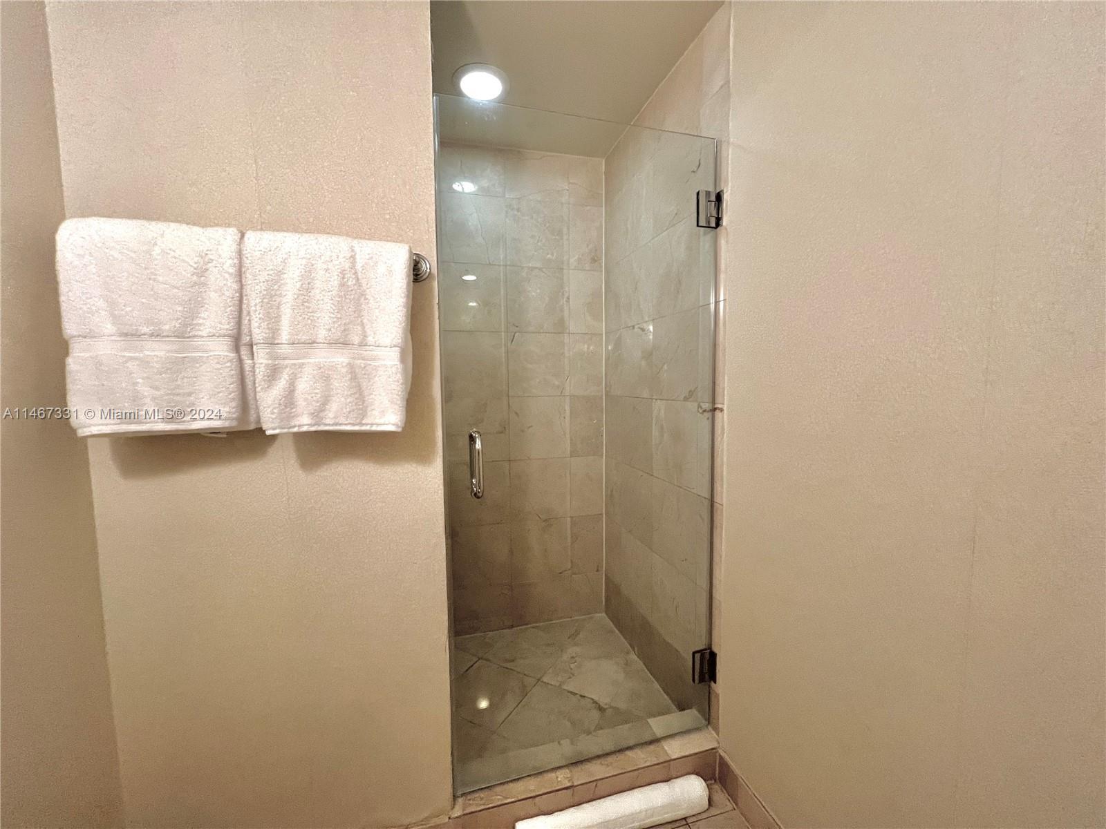 18001 Collins Ave, Sunny Isles Beach, FL, 33160 United States, ,1 BathroomBathrooms,Residential,For Sale,Collins Ave,A11467331