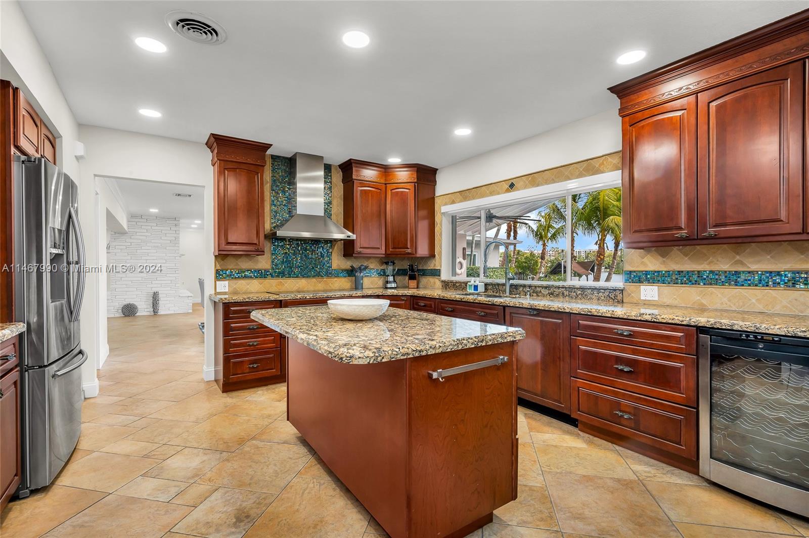 2500 NE 199th St, Miami, Florida 33180, 6 Bedrooms Bedrooms, ,7 BathroomsBathrooms,Residentiallease,For Rent,2500 NE 199th St,A11467990