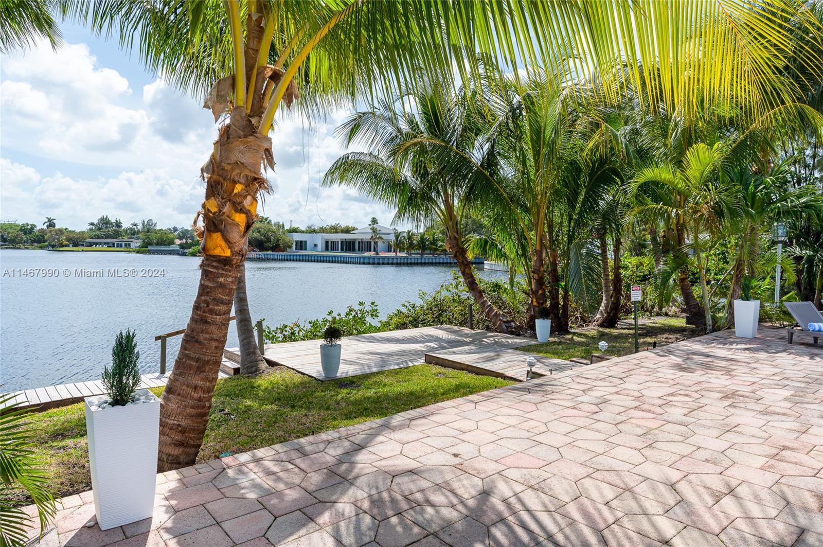 2500 NE 199th St, Miami, Florida 33180, 6 Bedrooms Bedrooms, ,7 BathroomsBathrooms,Residentiallease,For Rent,2500 NE 199th St,A11467990