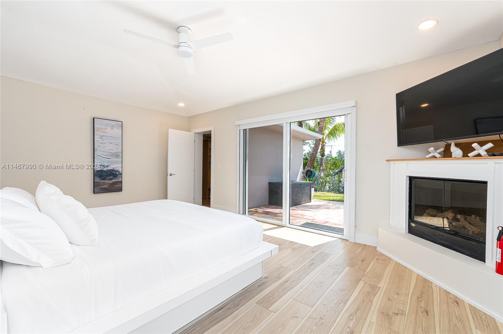 2500 NE 199th St, Miami, Florida 33180, 6 Bedrooms Bedrooms, ,7 BathroomsBathrooms,Residentiallease,For Rent,2500 NE 199th St,A11467990