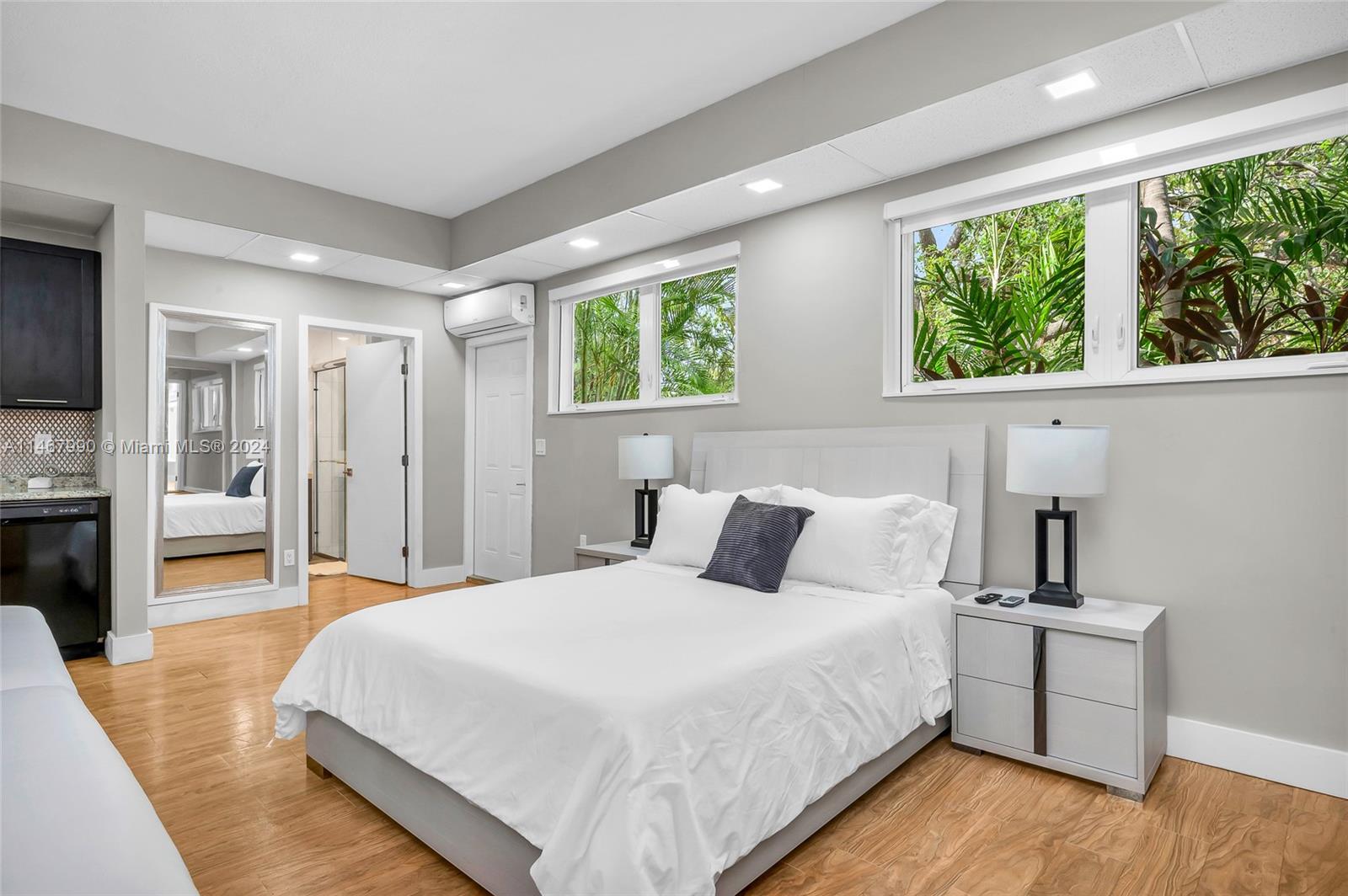 2500 NE 199th St, Miami, Florida 33180, 6 Bedrooms Bedrooms, ,7 BathroomsBathrooms,Residentiallease,For Rent,2500 NE 199th St,A11467990