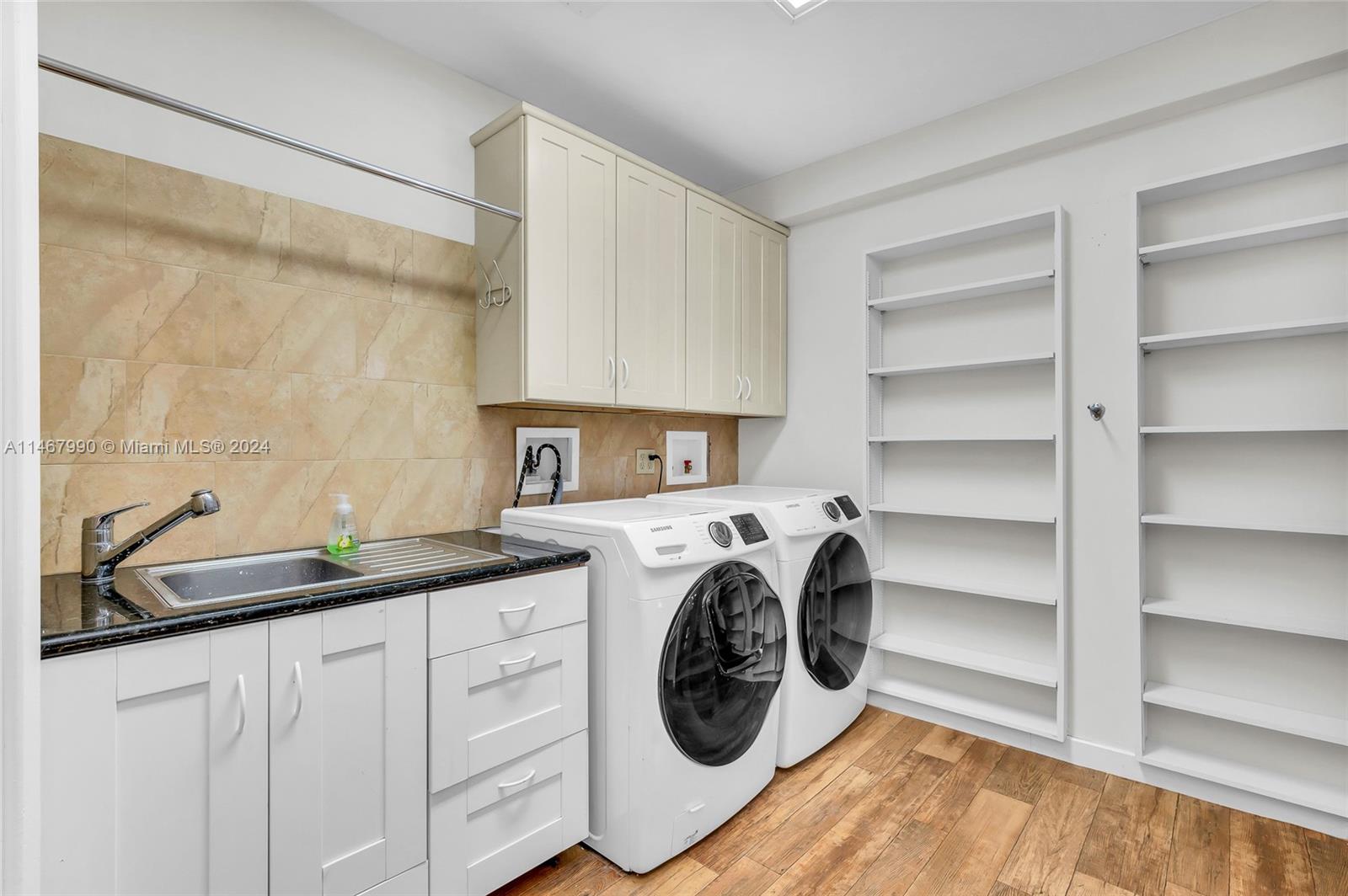 2500 NE 199th St, Miami, Florida 33180, 6 Bedrooms Bedrooms, ,7 BathroomsBathrooms,Residentiallease,For Rent,2500 NE 199th St,A11467990