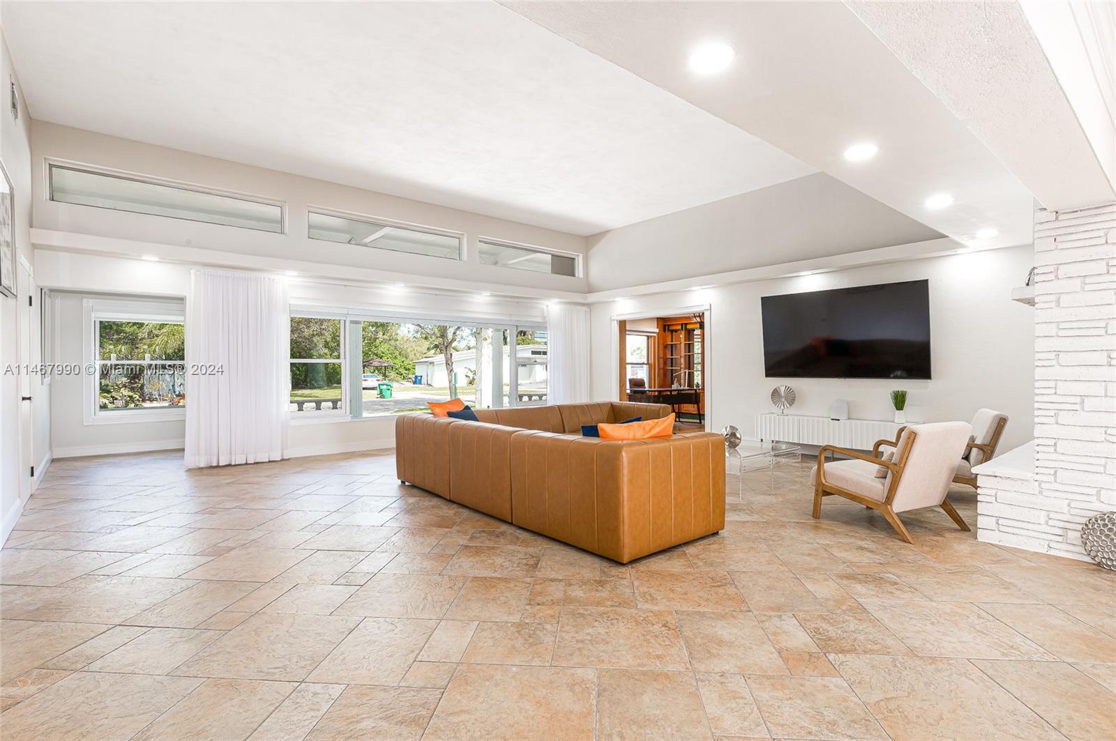 2500 NE 199th St, Miami, Florida 33180, 6 Bedrooms Bedrooms, ,7 BathroomsBathrooms,Residentiallease,For Rent,2500 NE 199th St,A11467990