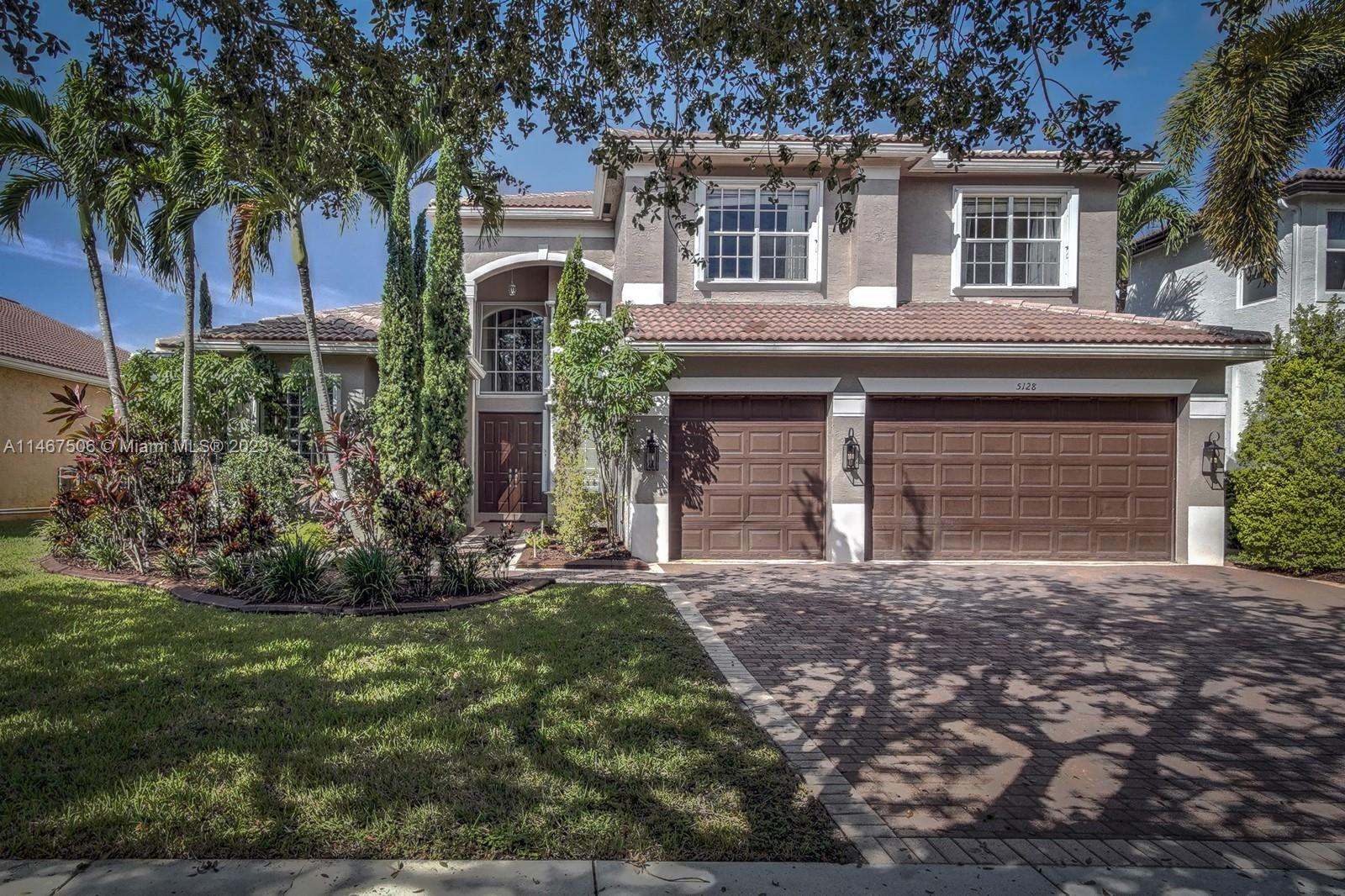 5128 SW 195th Ter  For Sale A11467506, FL