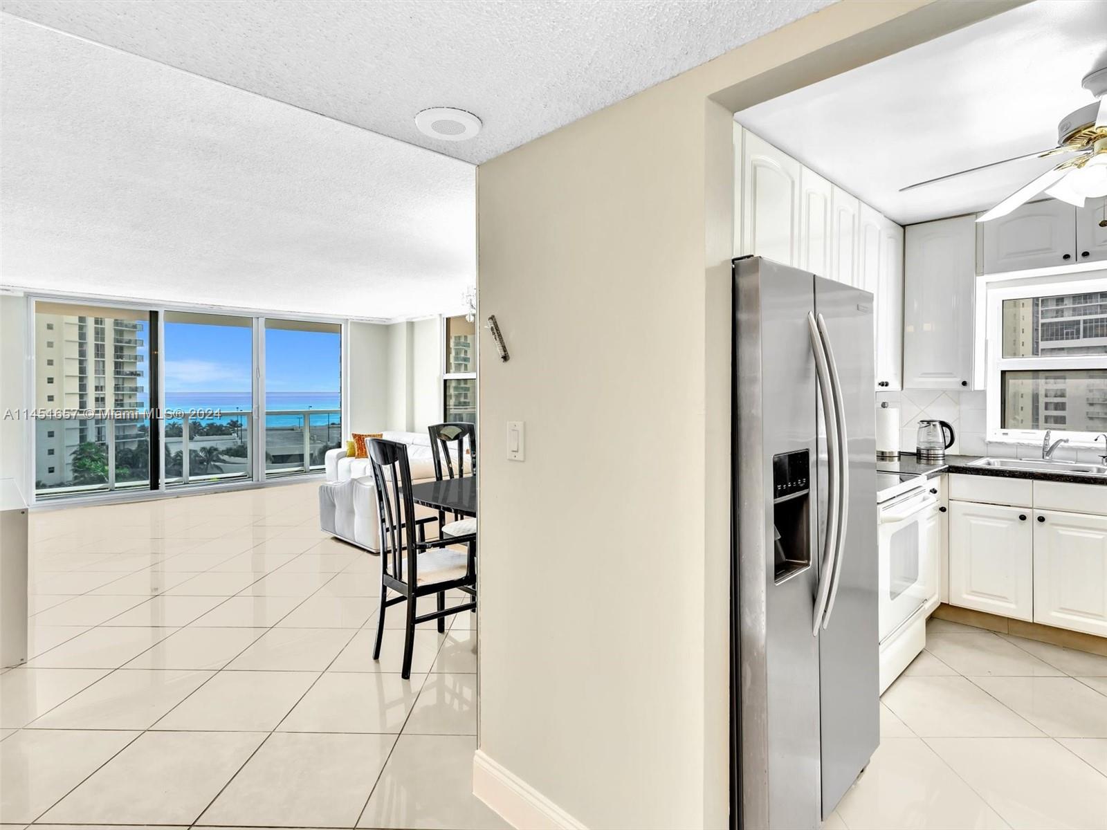 3800 Ocean Dr, Hollywood, FL, 33019 United States, 2 Bedrooms Bedrooms, ,2 BathroomsBathrooms,Residential,For Sale,Ocean Dr,A11451657