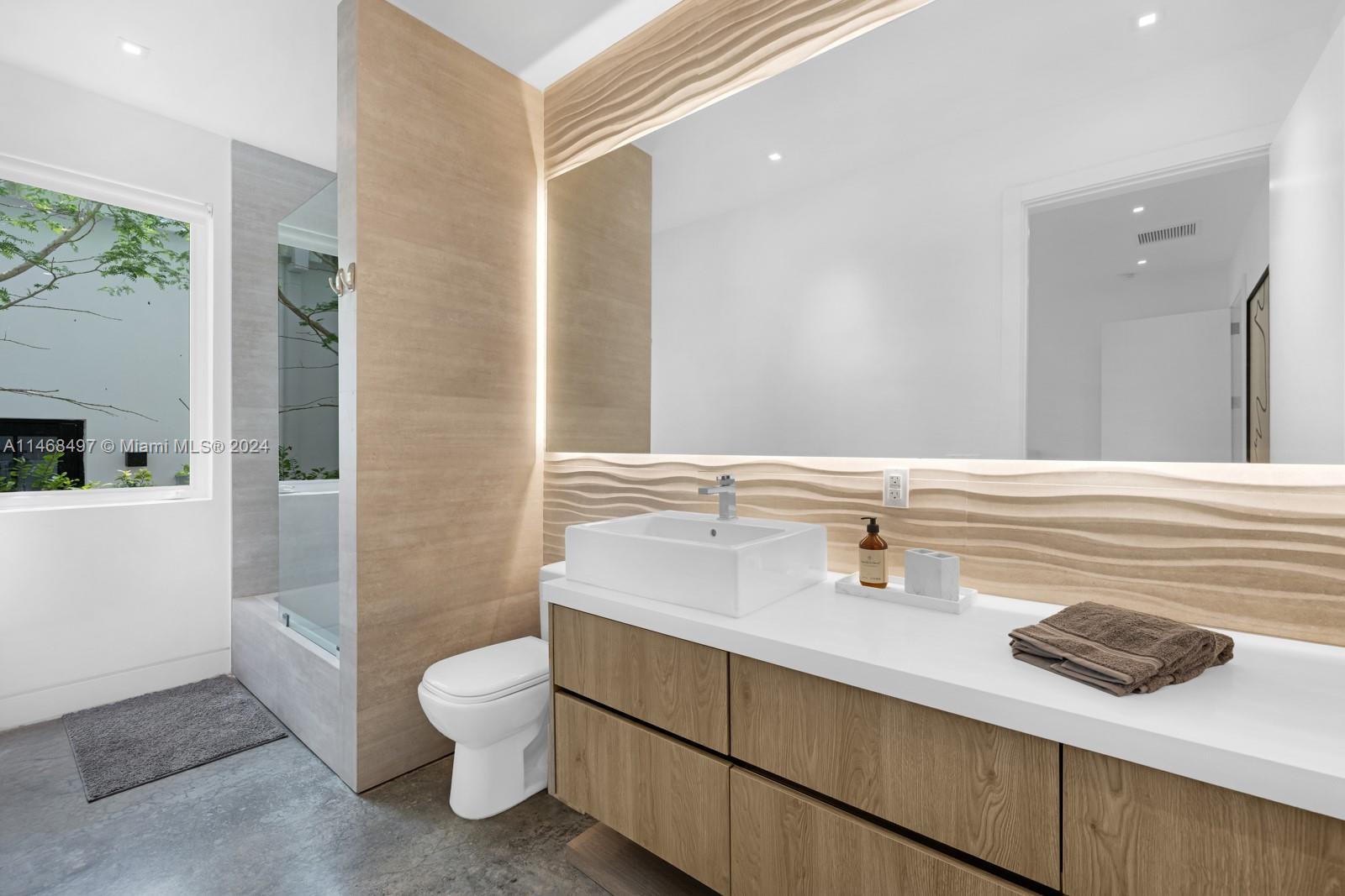 867 NE 76th St, Miami, Florida 33138, 5 Bedrooms Bedrooms, ,5 BathroomsBathrooms,Residential,For Sale,867 NE 76th St,A11468497