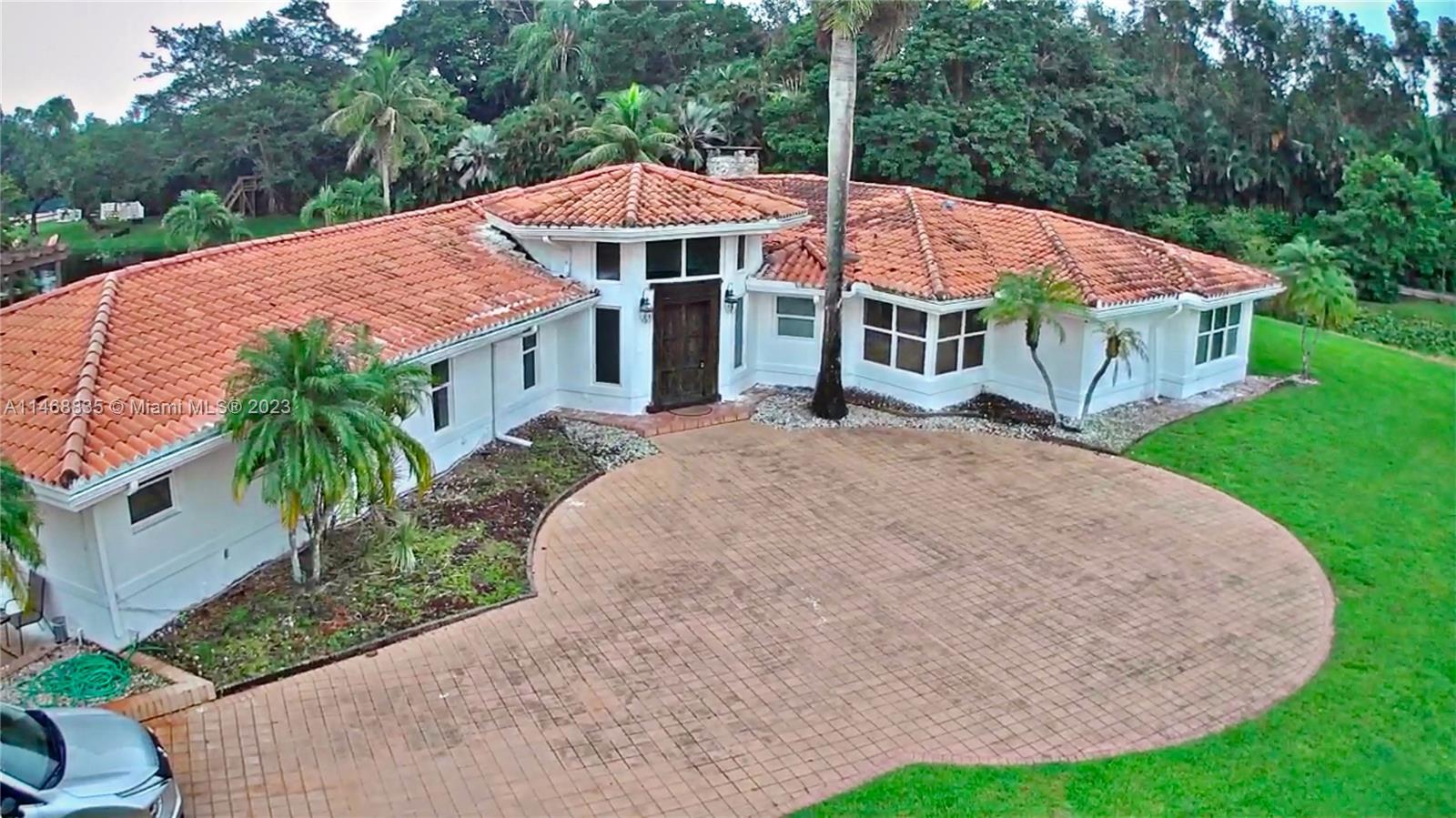 14101 Luray Rd, Southwest Ranches, FL, 33330 United States, 3 Bedrooms Bedrooms, ,4 BathroomsBathrooms,Residential,For Sale,Luray Rd,A11468835